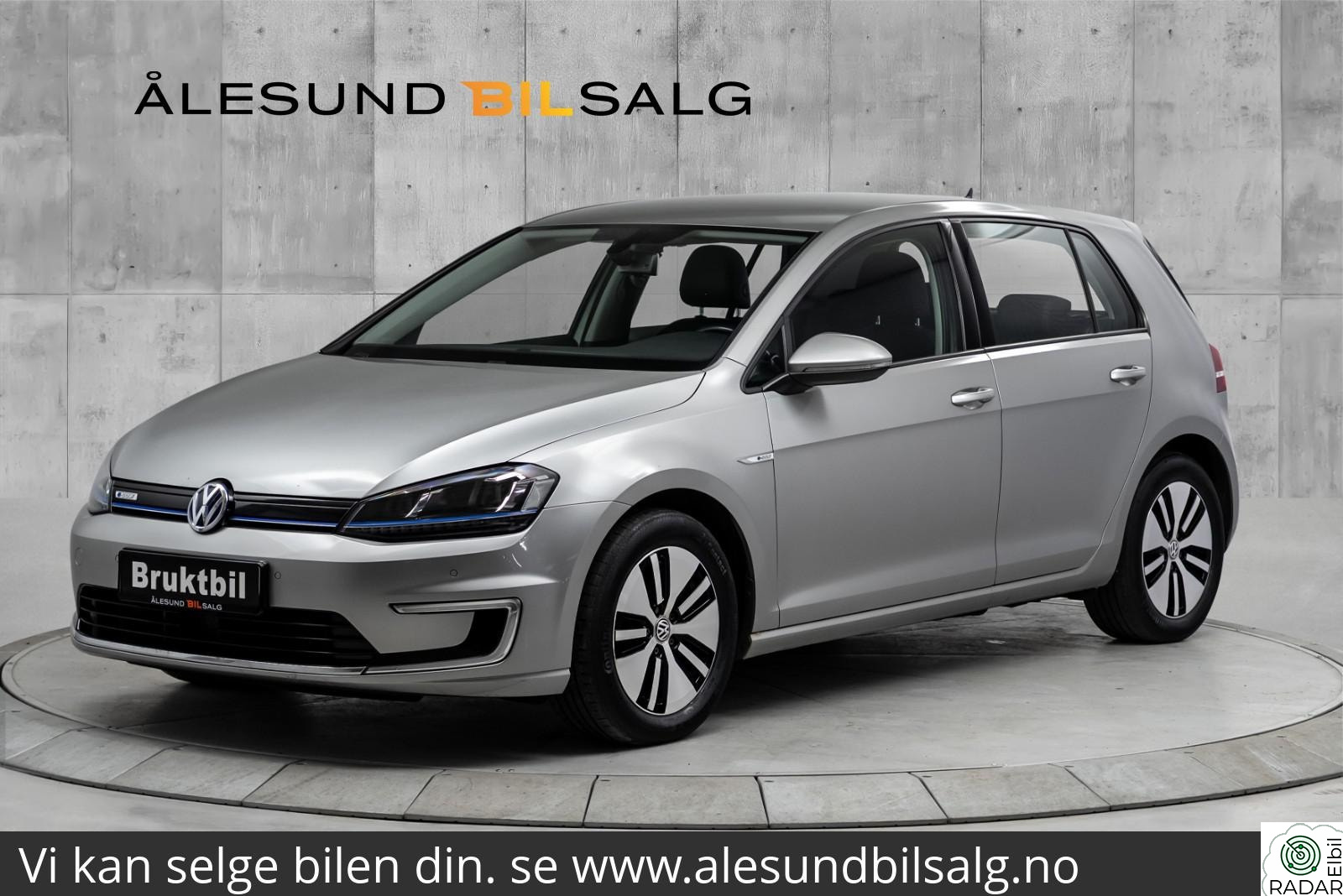 VOLKSWAGEN GOLF Exclusive / Skinn / ACC / Navi / NYTT BATTERI / +++