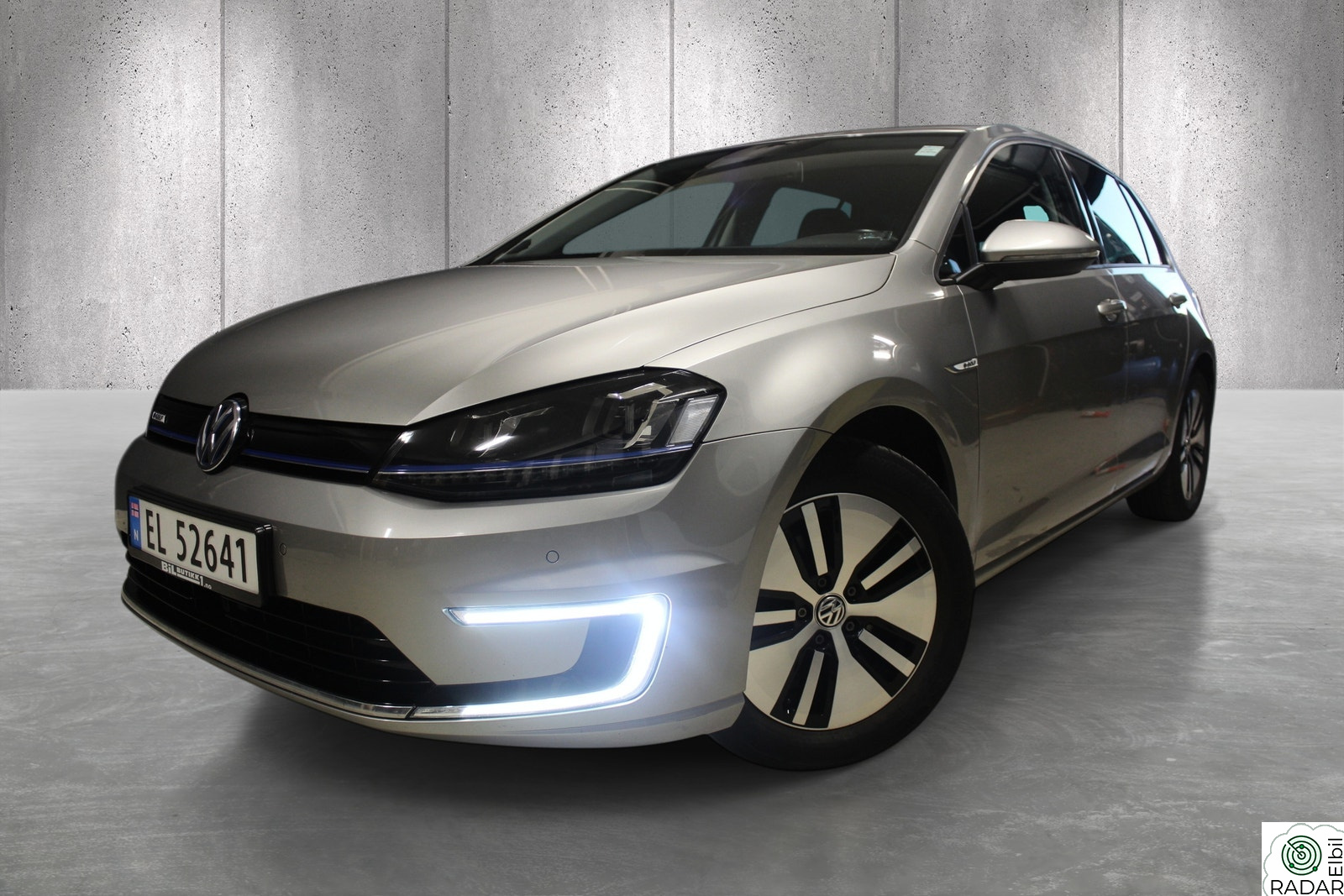 VOLKSWAGEN GOLF SKINN // KEYLESS // VELDIG PEN LAKK // MYE MER ++++