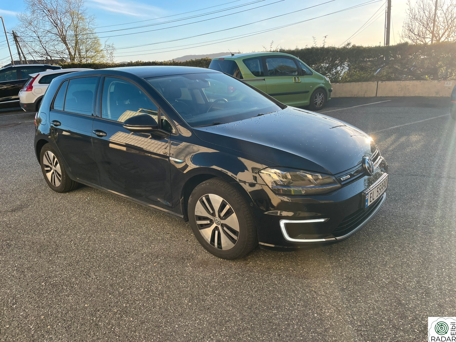 VOLKSWAGEN GOLF electric Exclusive - Norsk bil - Skinn, NY EU