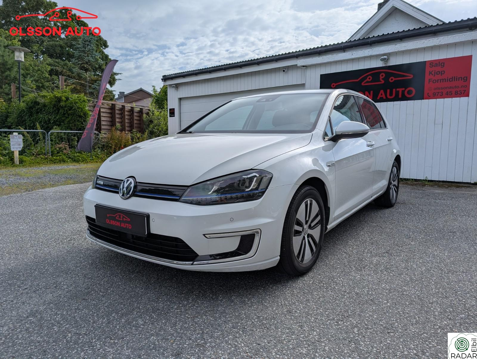 VOLKSWAGEN GOLF EU 27 / Skinn / Keyless /