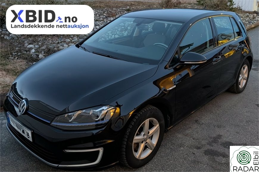VOLKSWAGEN GOLF Eu ok til 28.01.2027/142.000km