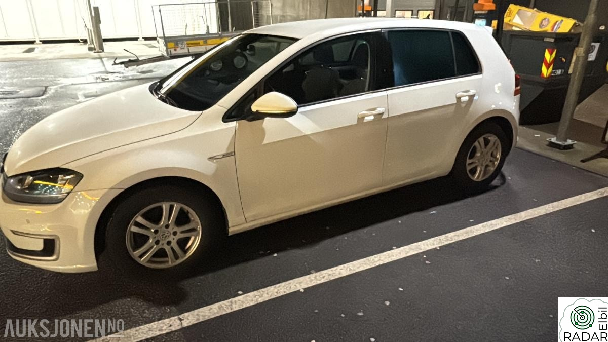 VOLKSWAGEN GOLF cruisekontroll ryggekamera navigasjon eu ok til 02.2027