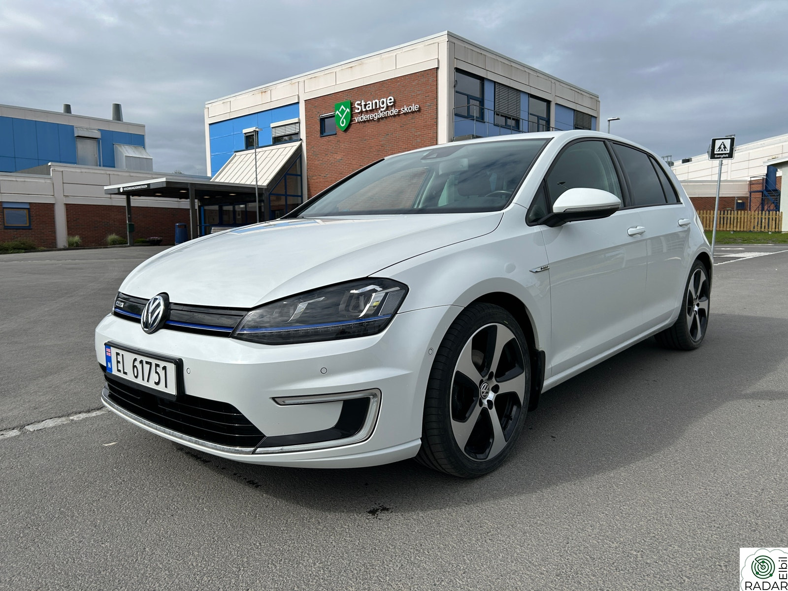 VOLKSWAGEN GOLF e-Golf 190, VP, skinn, Dynaudio mm