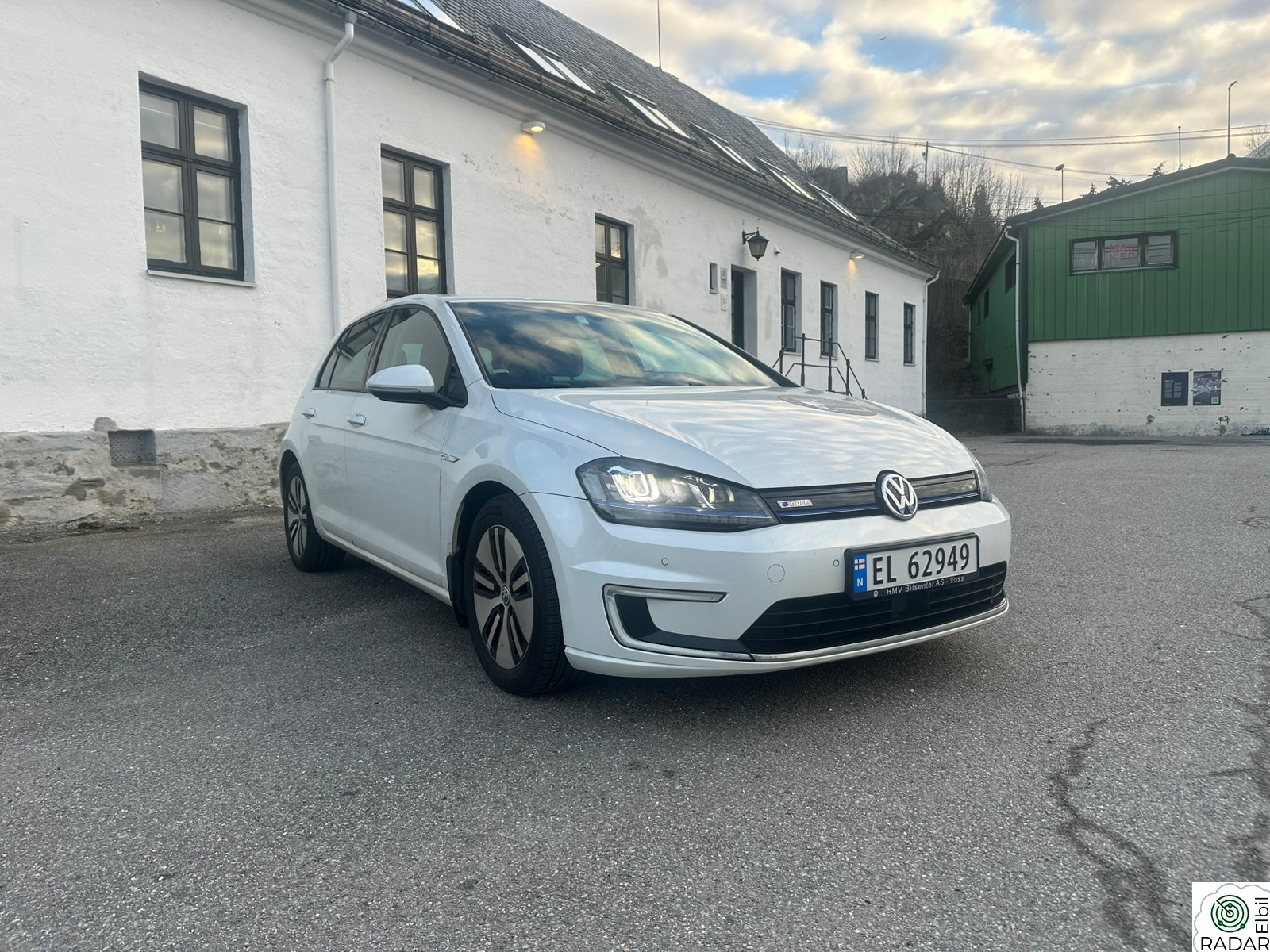 VOLKSWAGEN GOLF Eu til juli 2027, ny service skin,nav,,varmepumpe