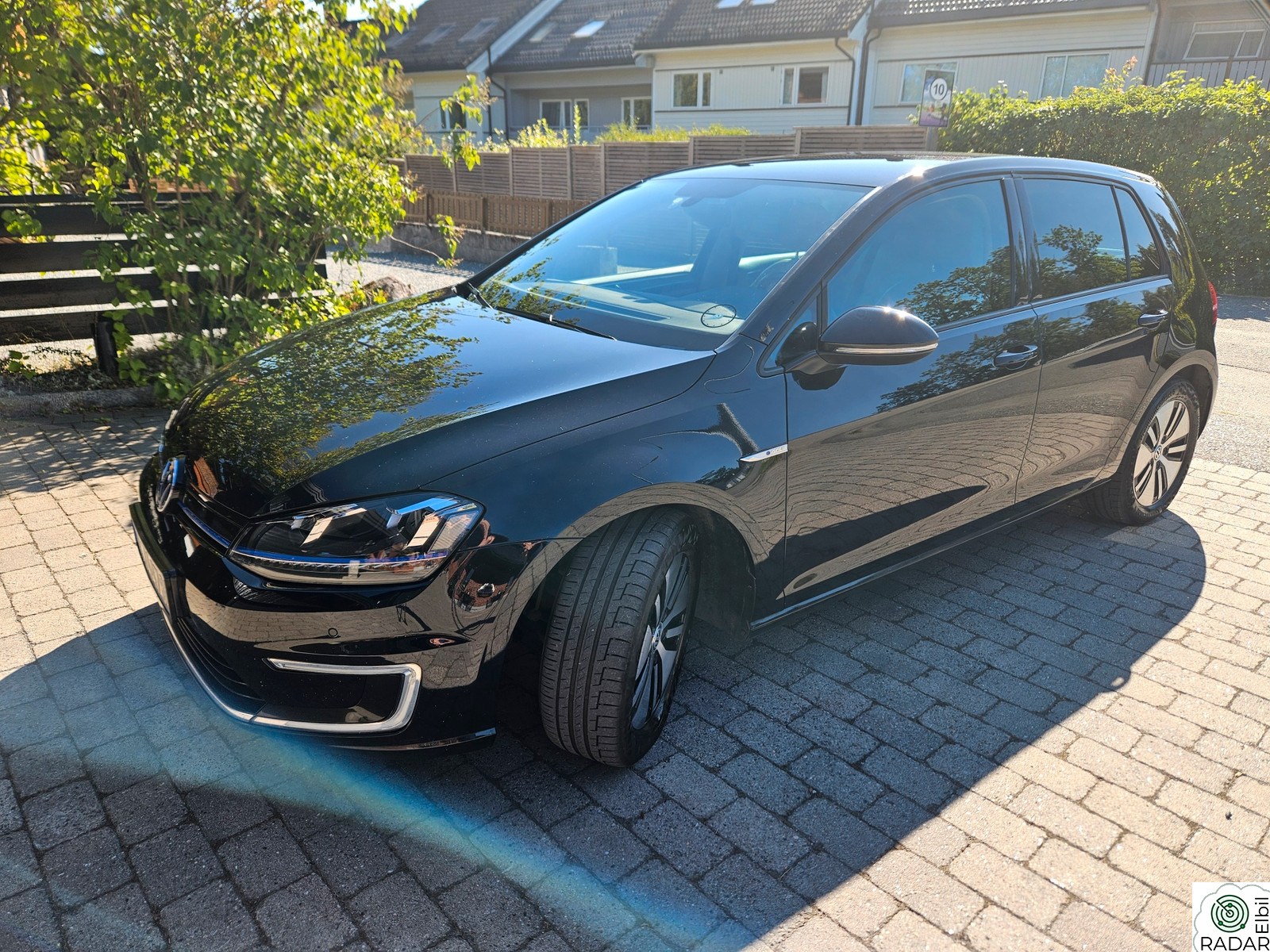 VOLKSWAGEN GOLF E Golf