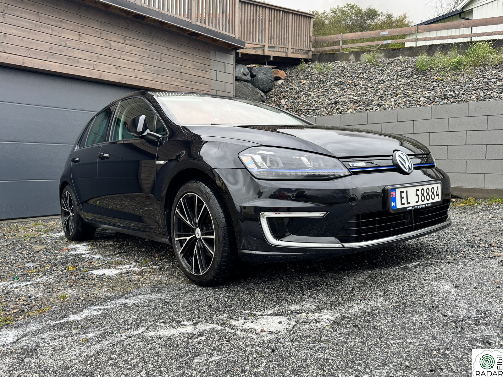 VOLKSWAGEN GOLF E-GOLF