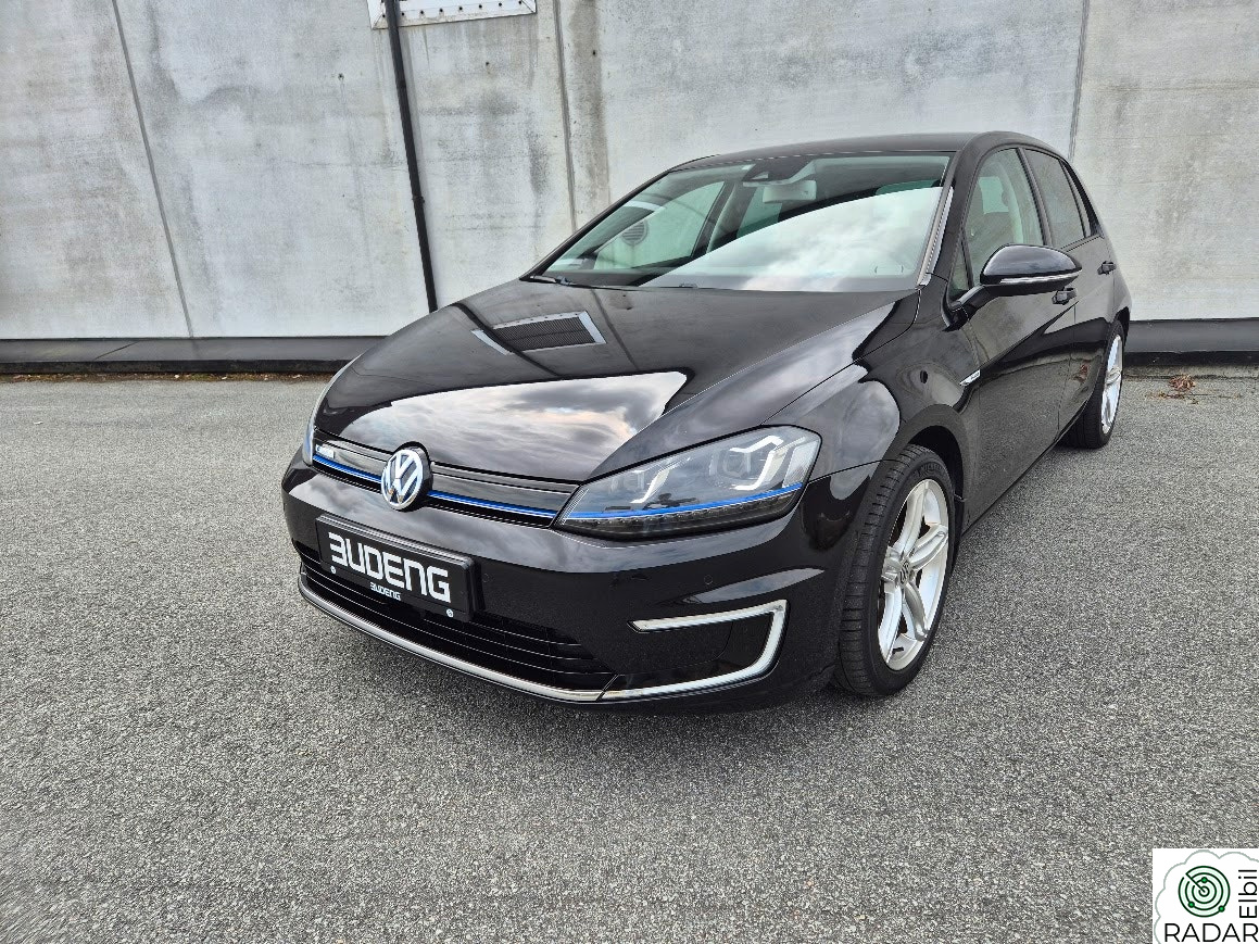 VOLKSWAGEN GOLF Dynaudio,Kamera, Acc, Skinn