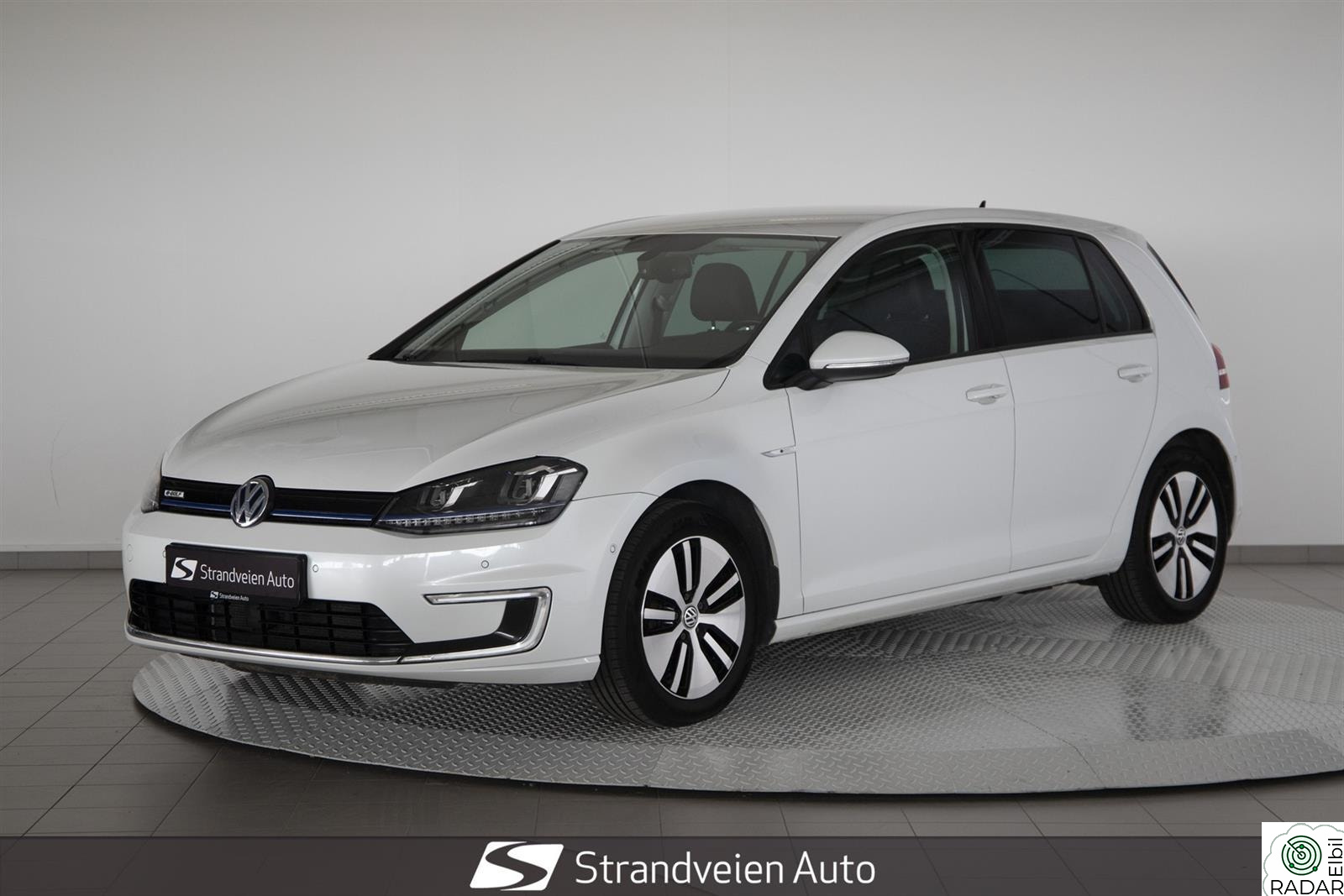 VOLKSWAGEN GOLF ACC|NAV|Skinn|Ryggekamera|LED