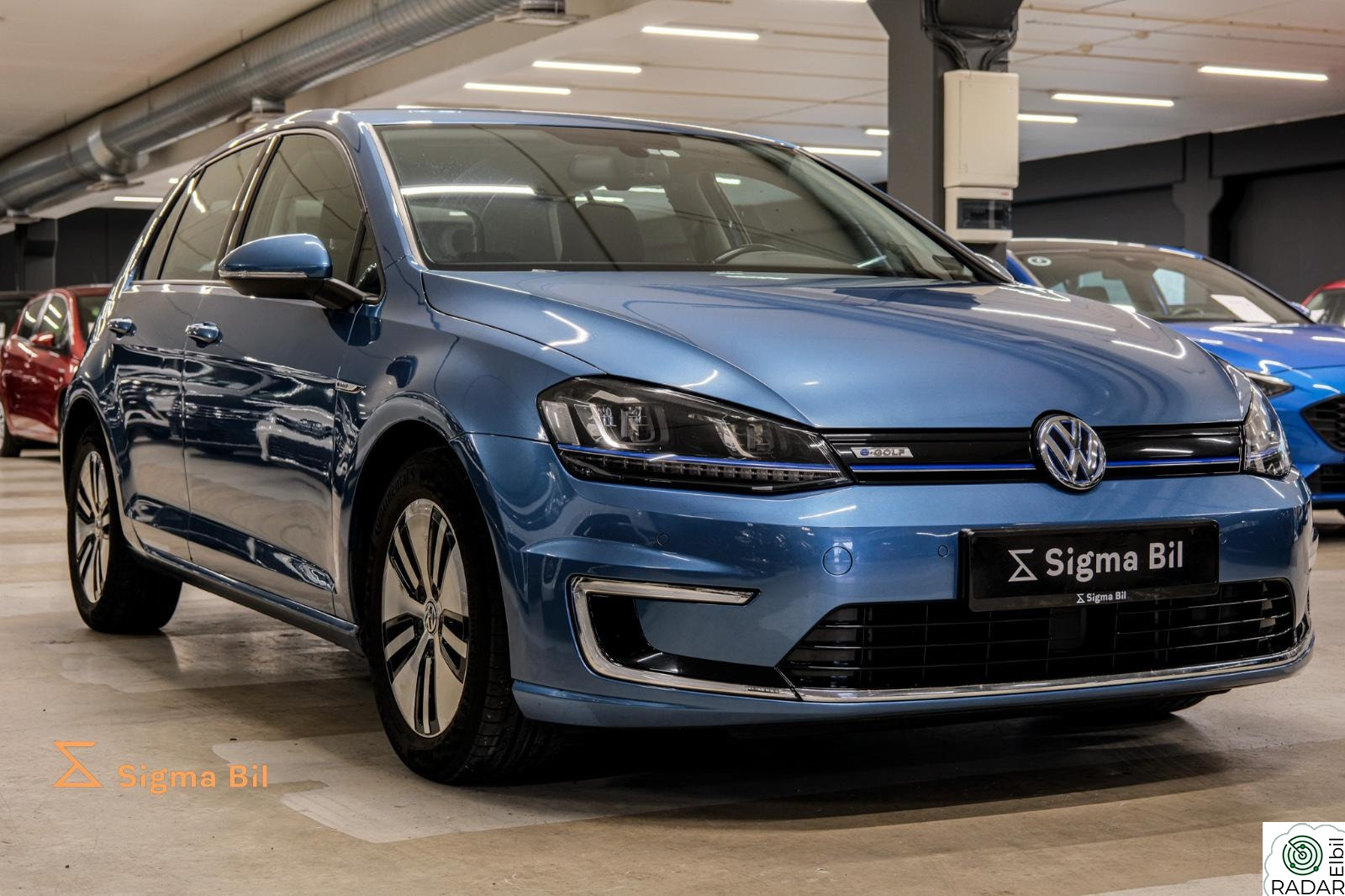 VOLKSWAGEN GOLF 190 WLTP 116HK R-Kam ACC P-S Kayless-go EU03/27++