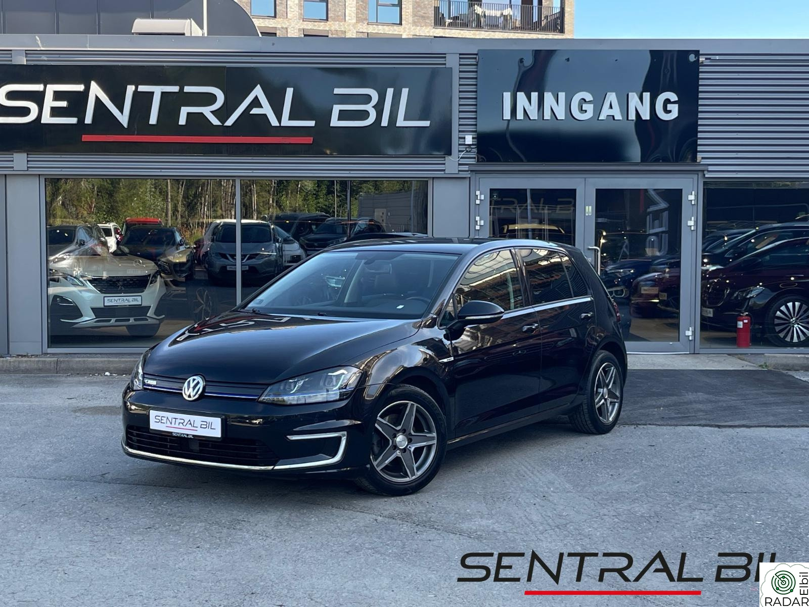 VOLKSWAGEN GOLF E-GOLF 115HK/VARMEPUMPE/SKINN/NAVI/ACC/BT/EU OK 06.2027