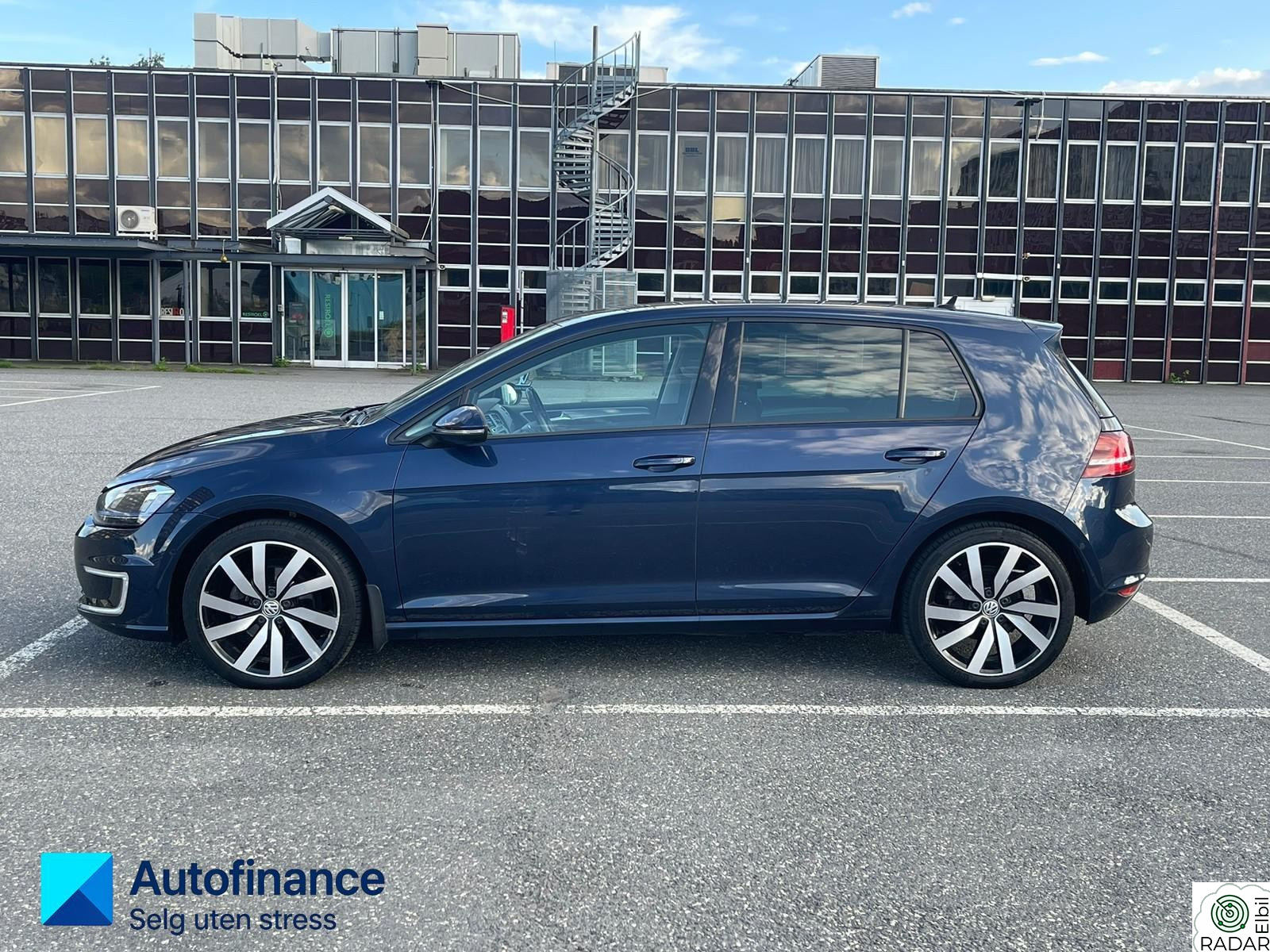 VOLKSWAGEN GOLF E-GOLF