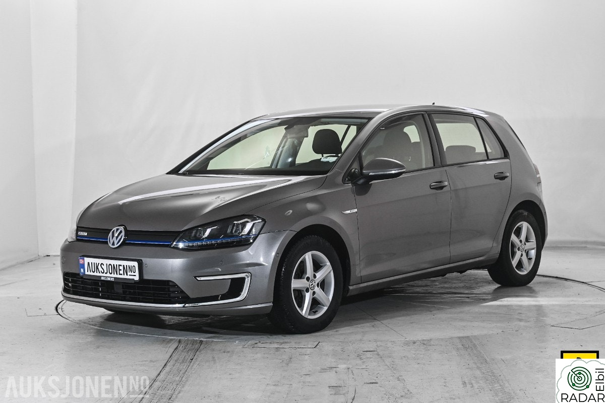 VOLKSWAGEN GOLF NORSK KAMERA ACC NAVI LED VARMEPUMPE