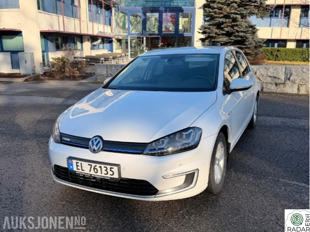 VOLKSWAGEN GOLF Automatisk, Ryggekamera, S+V dekk