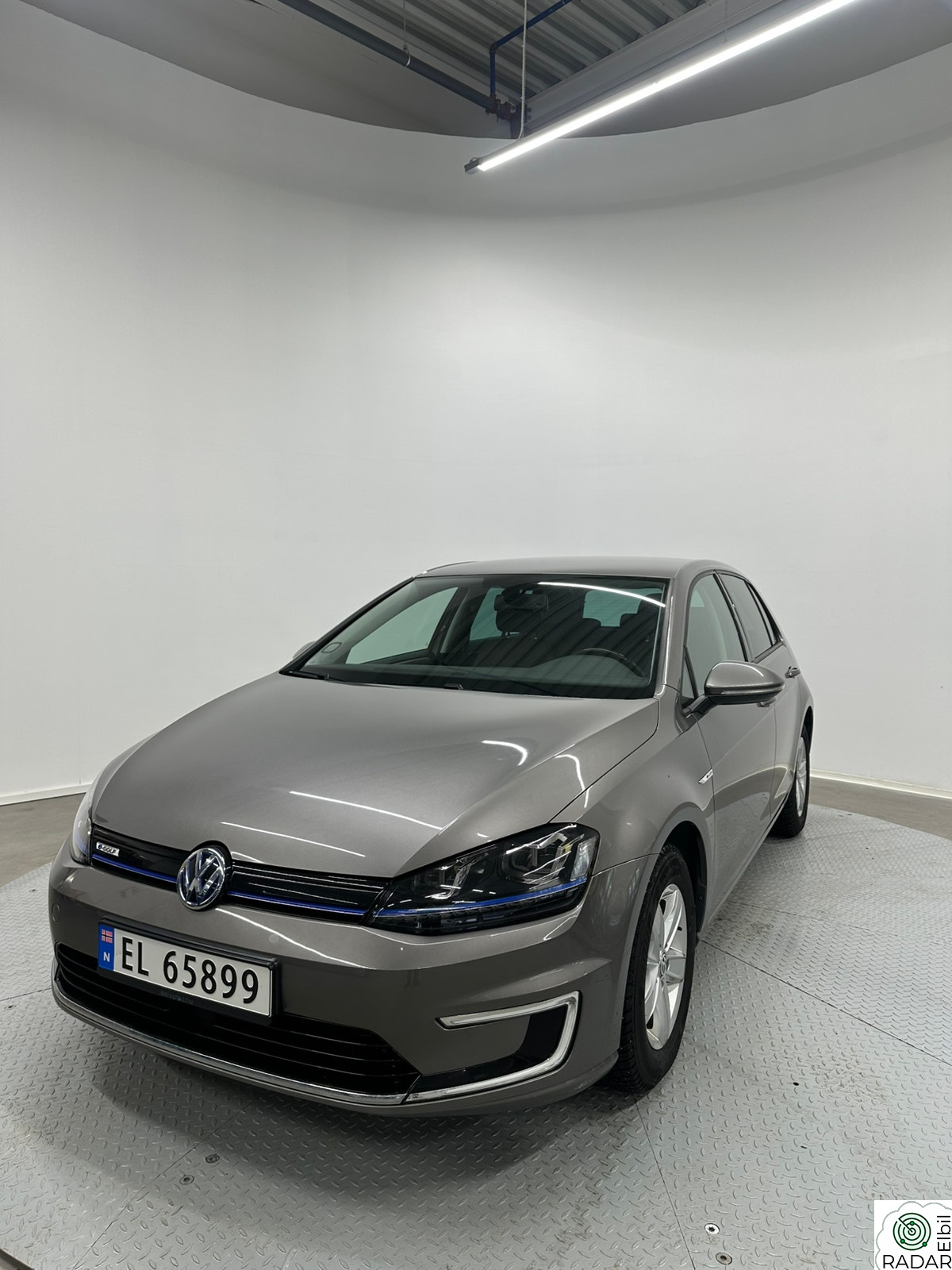 VOLKSWAGEN GOLF VW e-golf selges! Nytt ledningsnett!