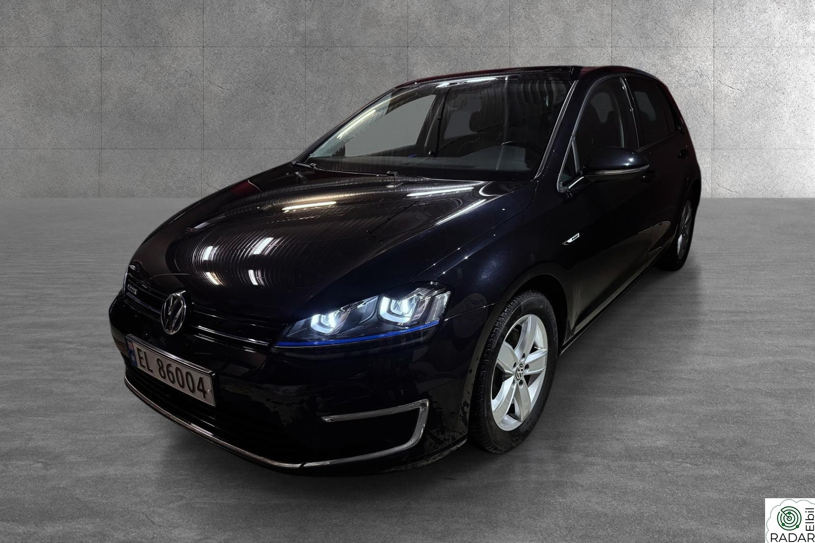 VOLKSWAGEN GOLF EU TIL 2028/R.KAMERA/ KEYLESS/ V. PUMPE/DAB