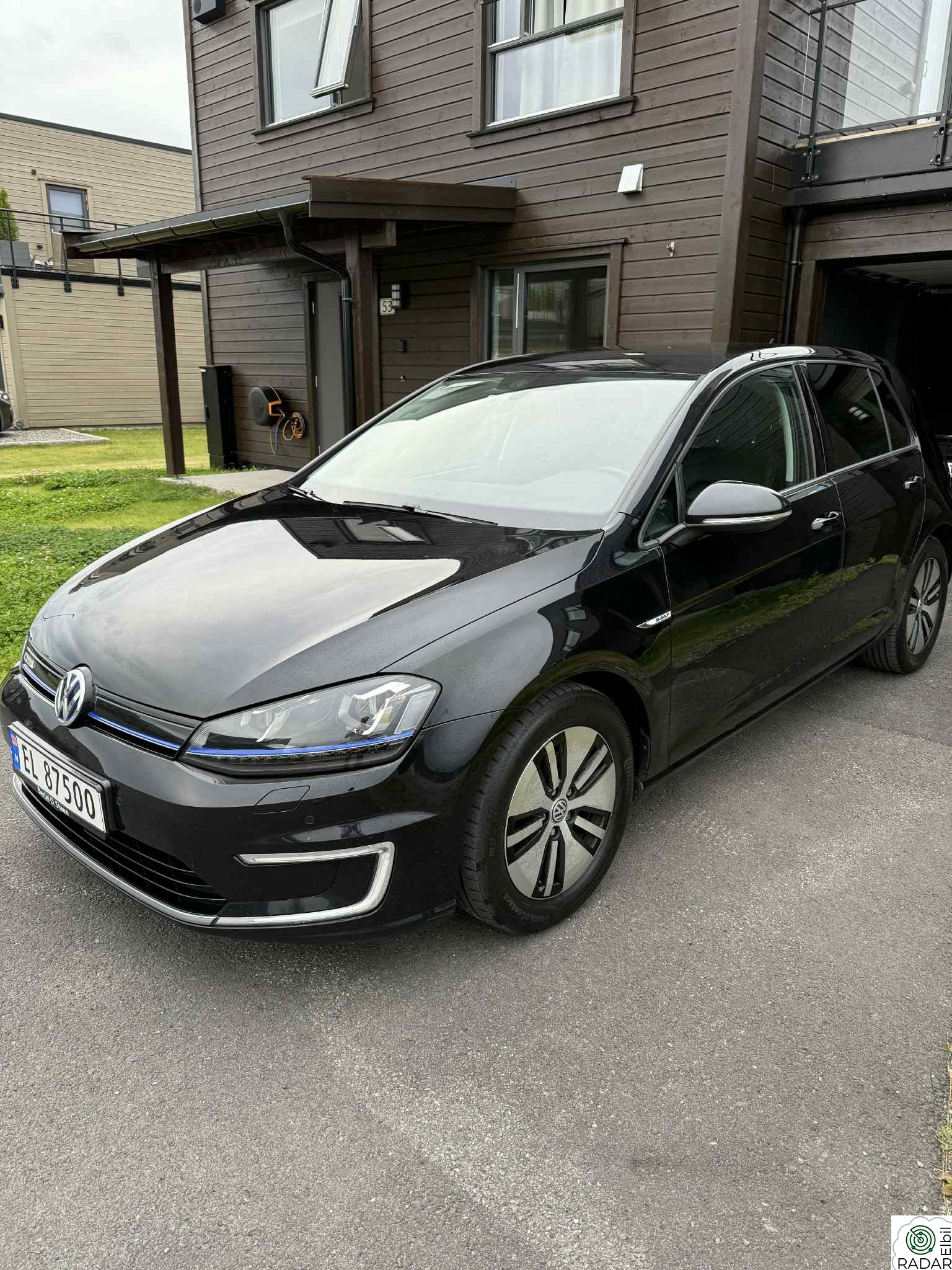 VOLKSWAGEN GOLF EU Godkjent 8/2026/ Skinn