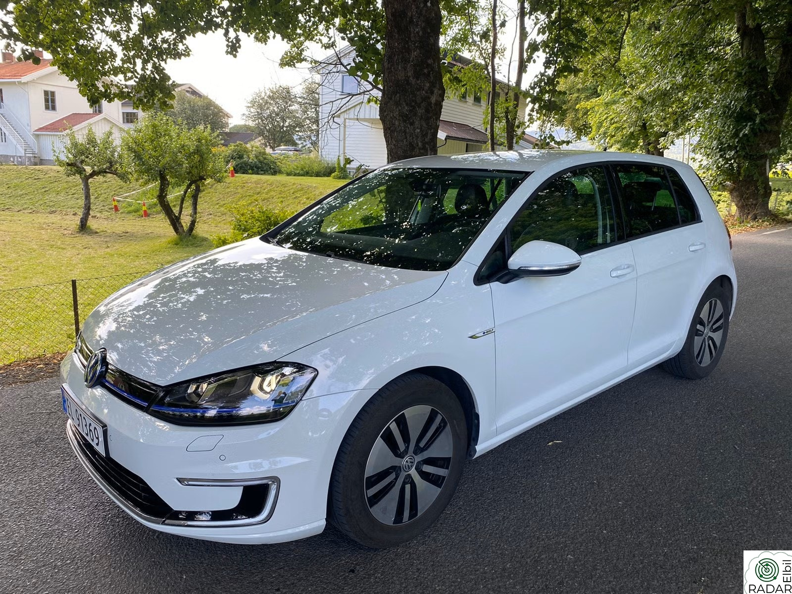 VOLKSWAGEN GOLF Exclusive, Skinnseter, ACC, Keyless, Forvarming på app