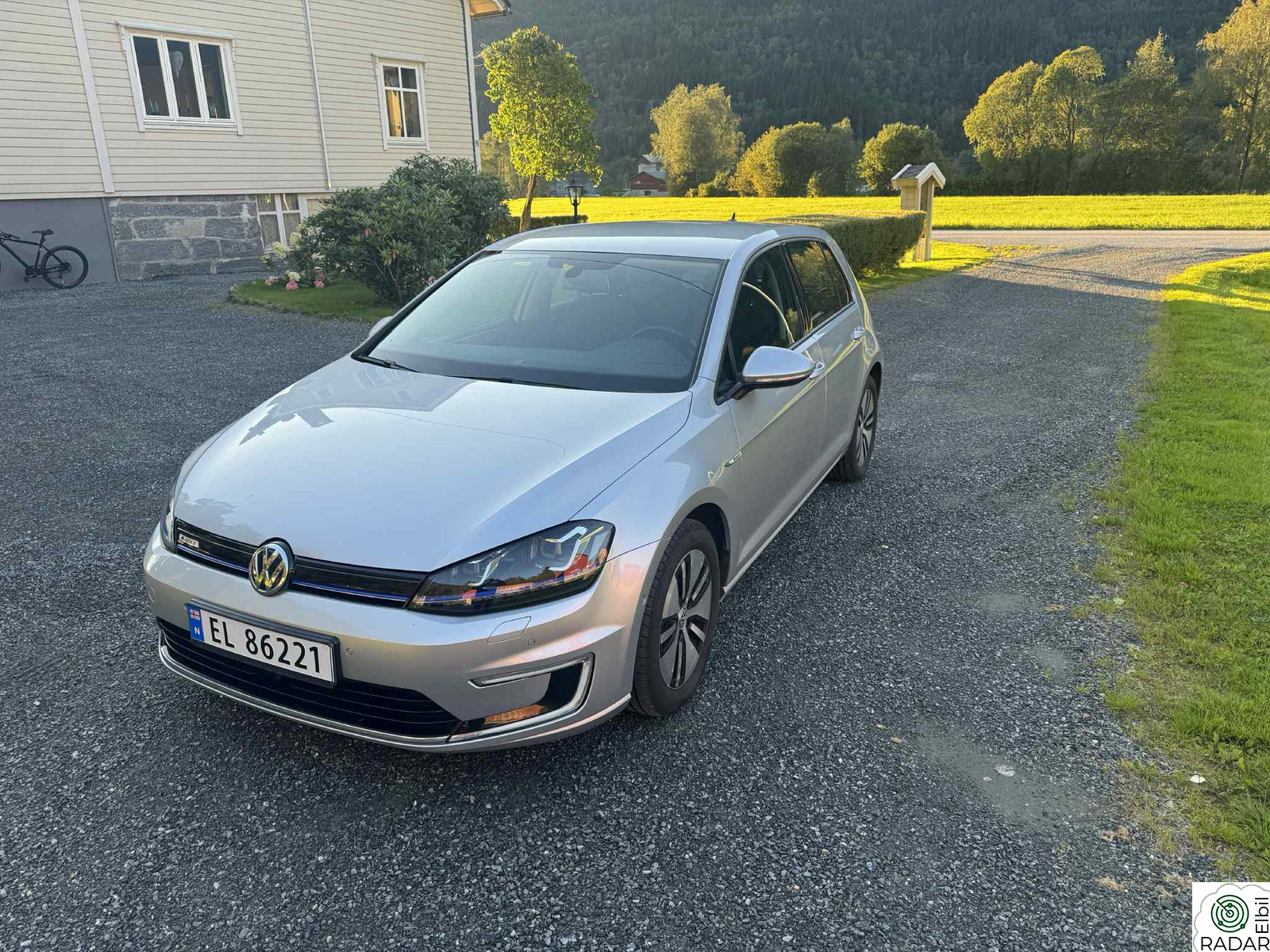 VOLKSWAGEN GOLF eGolf