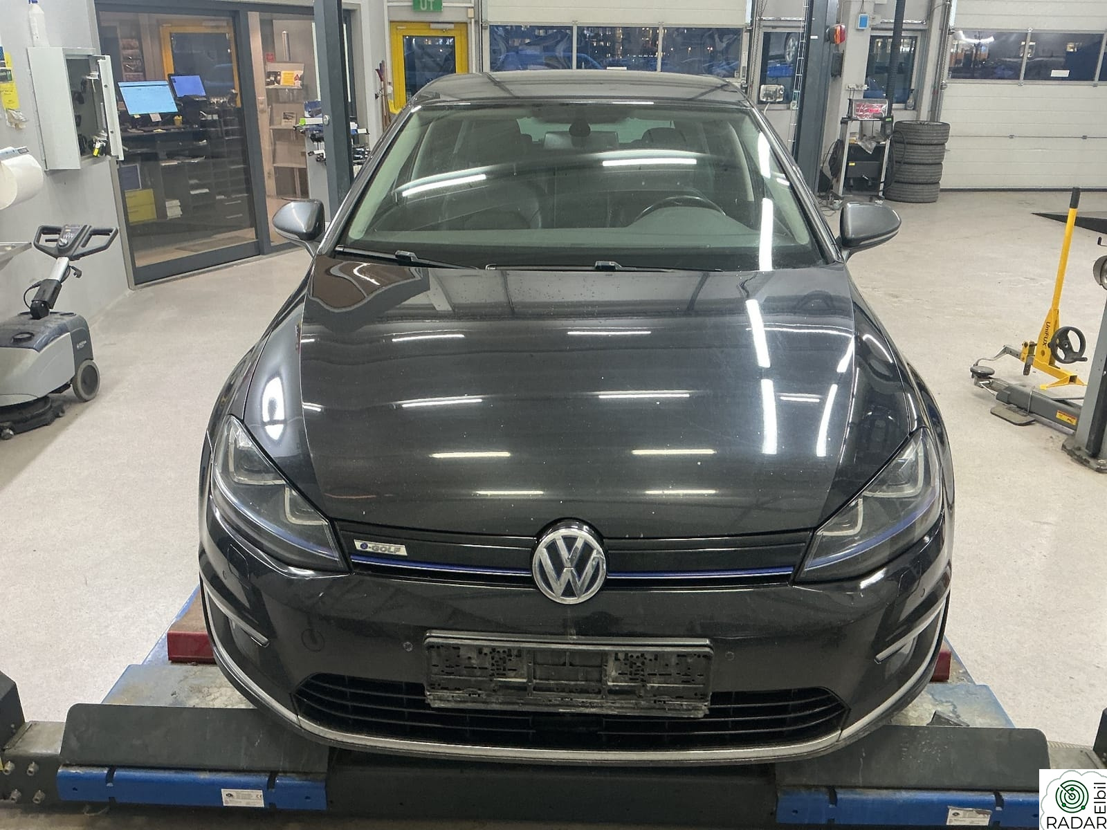 VOLKSWAGEN GOLF Skinn seter, navi, ryggekamera