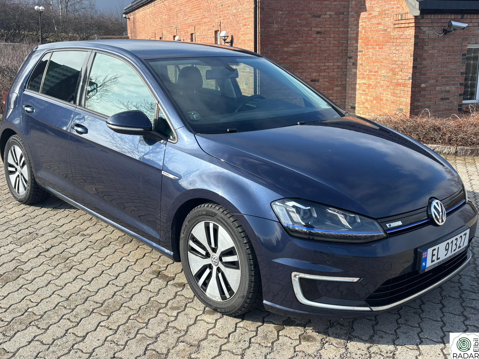 VOLKSWAGEN GOLF Exclusive Norsk bil,helskinn/Navi/Dab+R-kamera