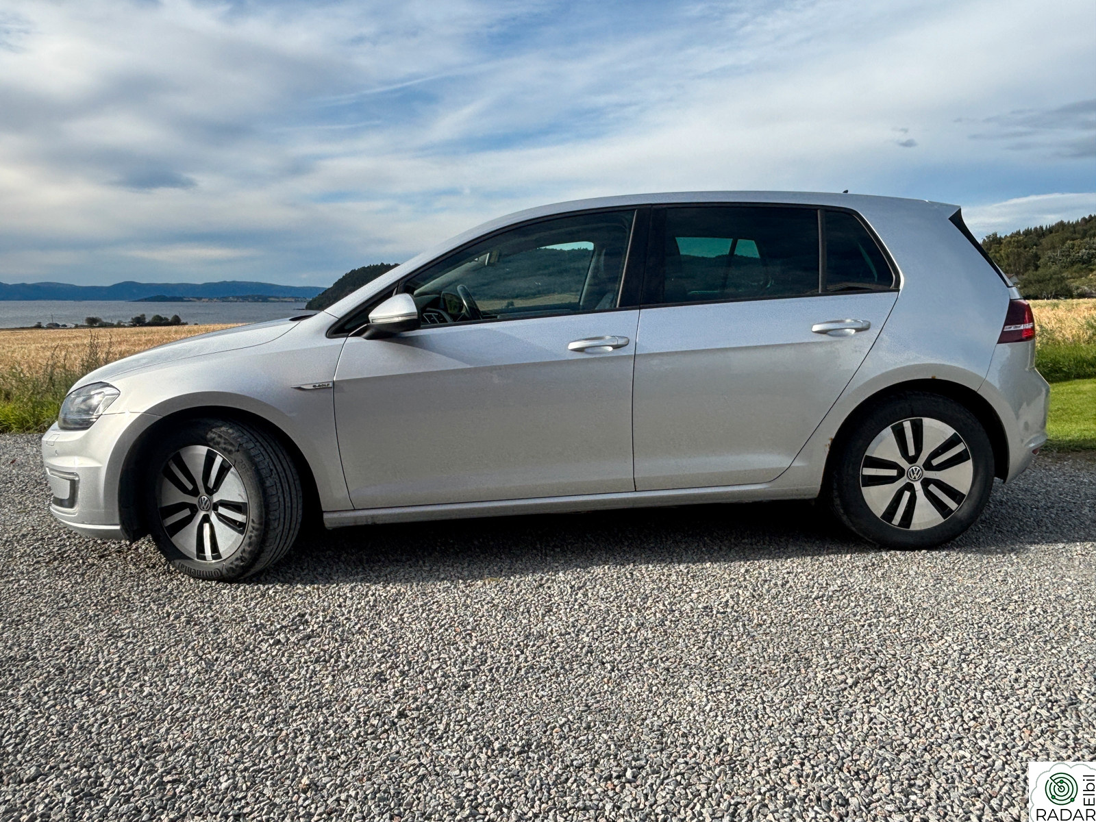 VOLKSWAGEN GOLF EU OK/Service OK/Skinn/Kamera/Keyless