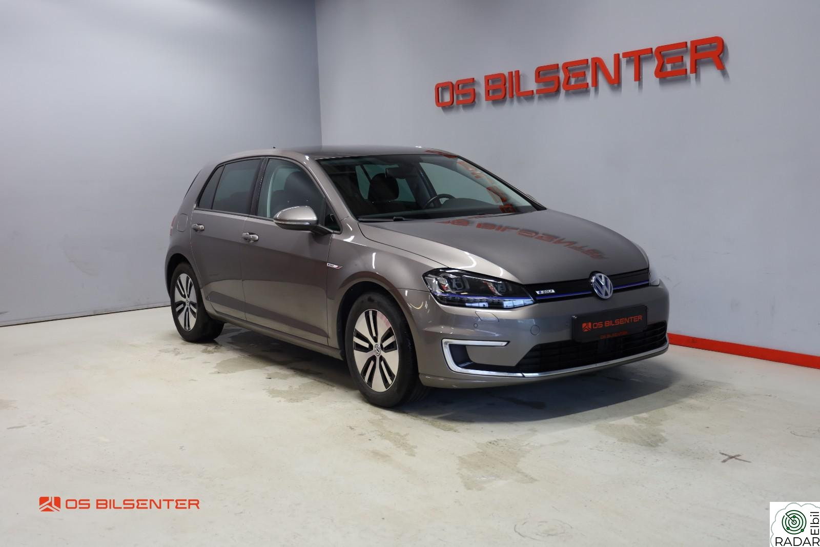 VOLKSWAGEN GOLF e-golf, Lav km, automat, navigasjon, keyless, ++