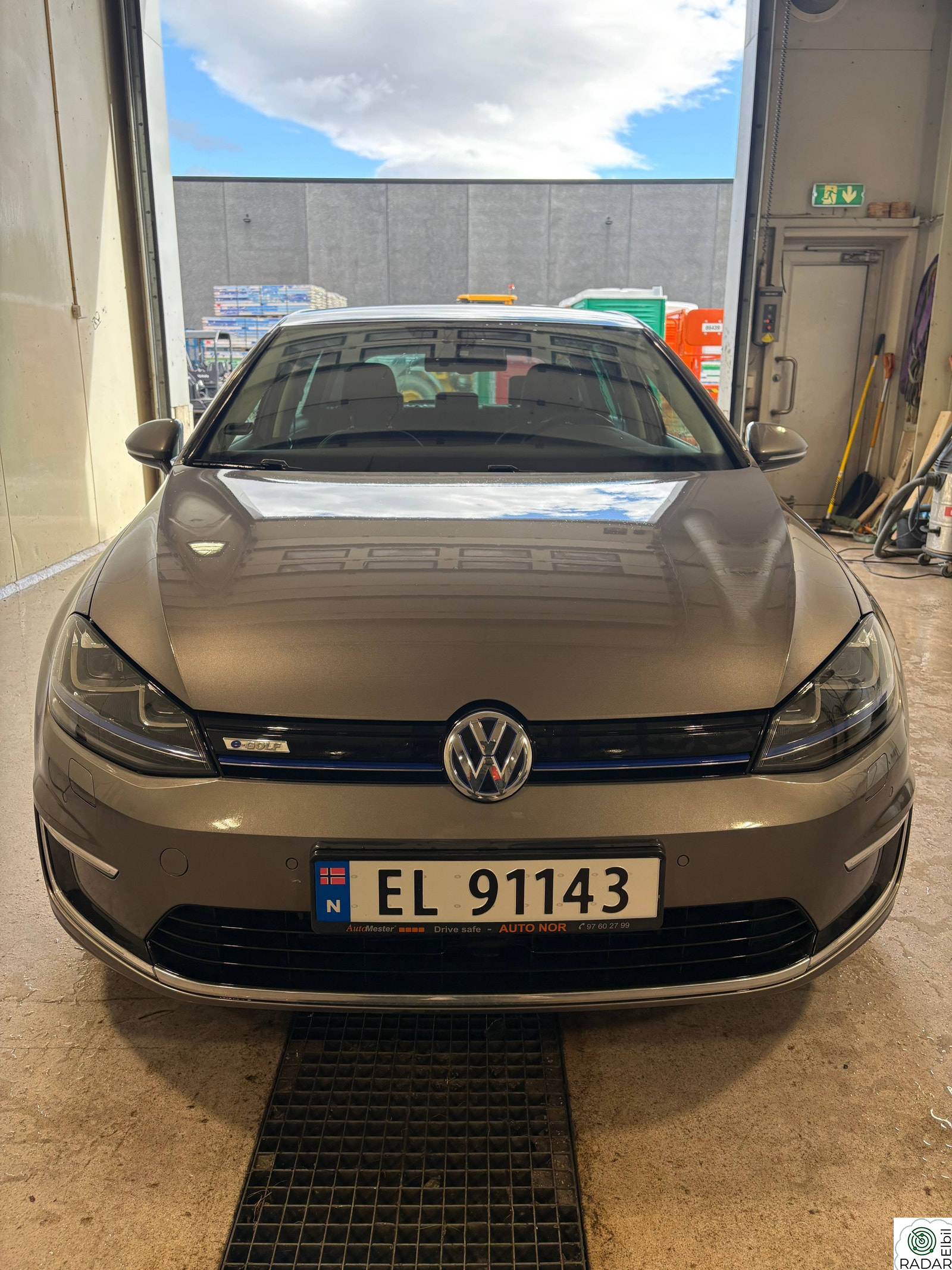 VOLKSWAGEN GOLF Volkswagen e-golf 2016