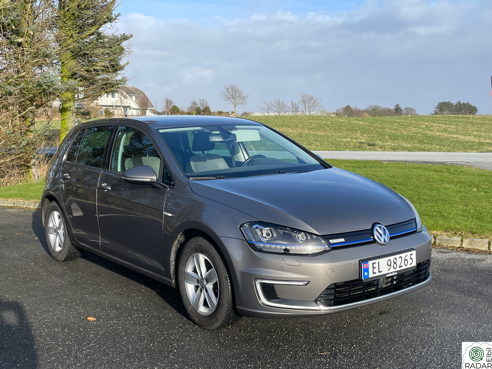 VOLKSWAGEN GOLF 102 000 km | Nye dekk | EU 03/2026 | Godt vedlikeholdt