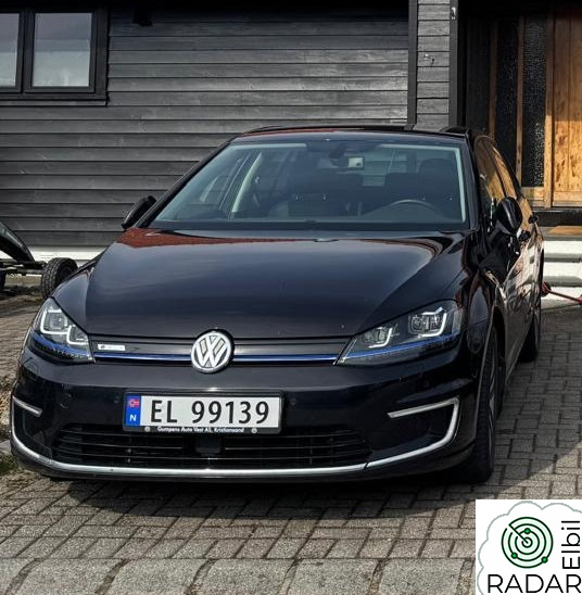 VOLKSWAGEN GOLF Exclusive Skinn,Navi., key less
