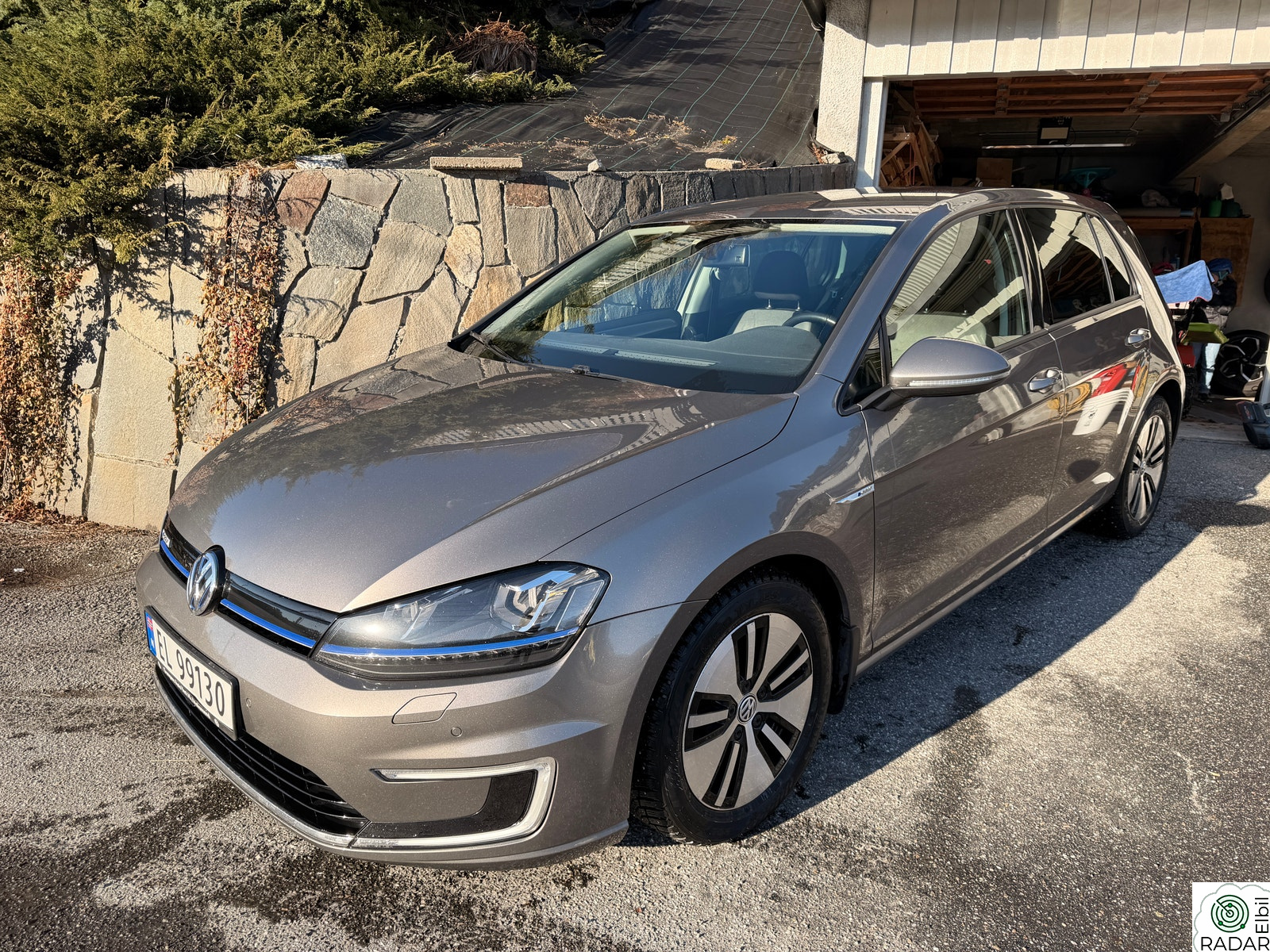 VOLKSWAGEN GOLF 2016