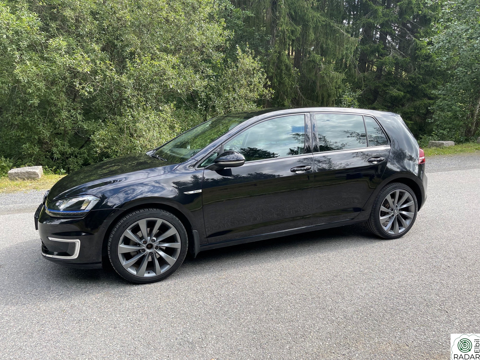 VOLKSWAGEN GOLF E-Golf