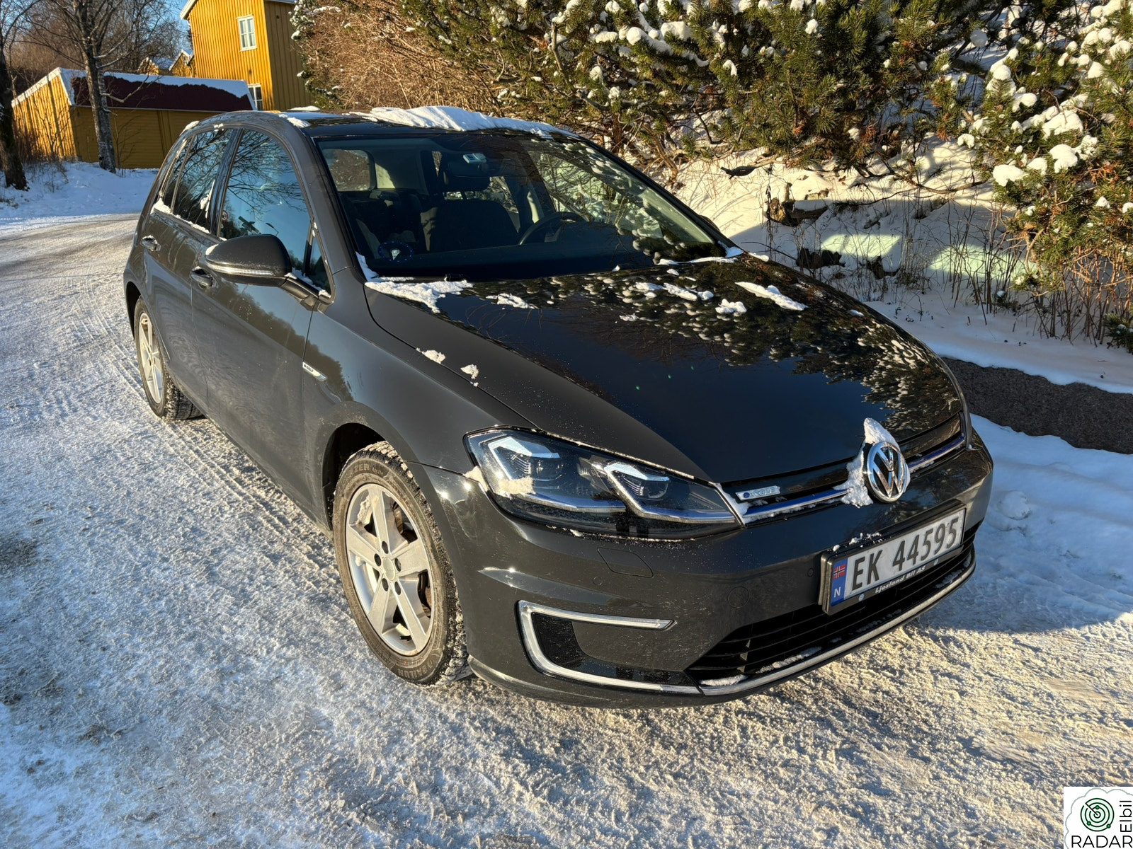 VOLKSWAGEN GOLF E-Golf FL 136 HK