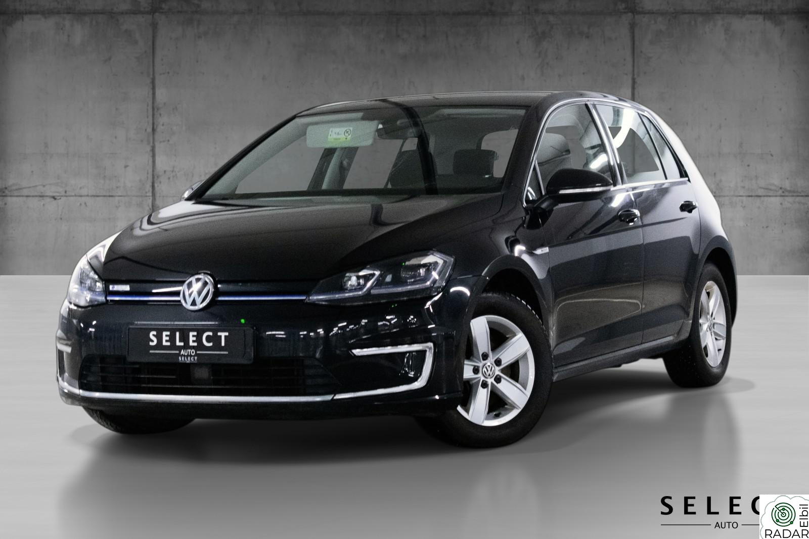 VOLKSWAGEN GOLF 300KM/NORSKBIL/GARANTI/RYGGEKAMERA/NAVI/BT++