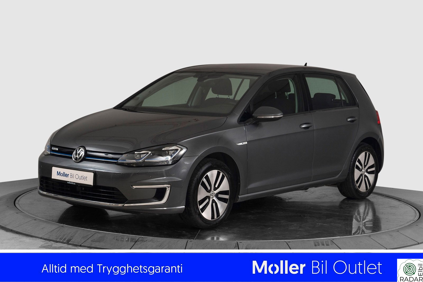 VOLKSWAGEN GOLF 136hk VIP - P.Sens, LED, Navi, ACC