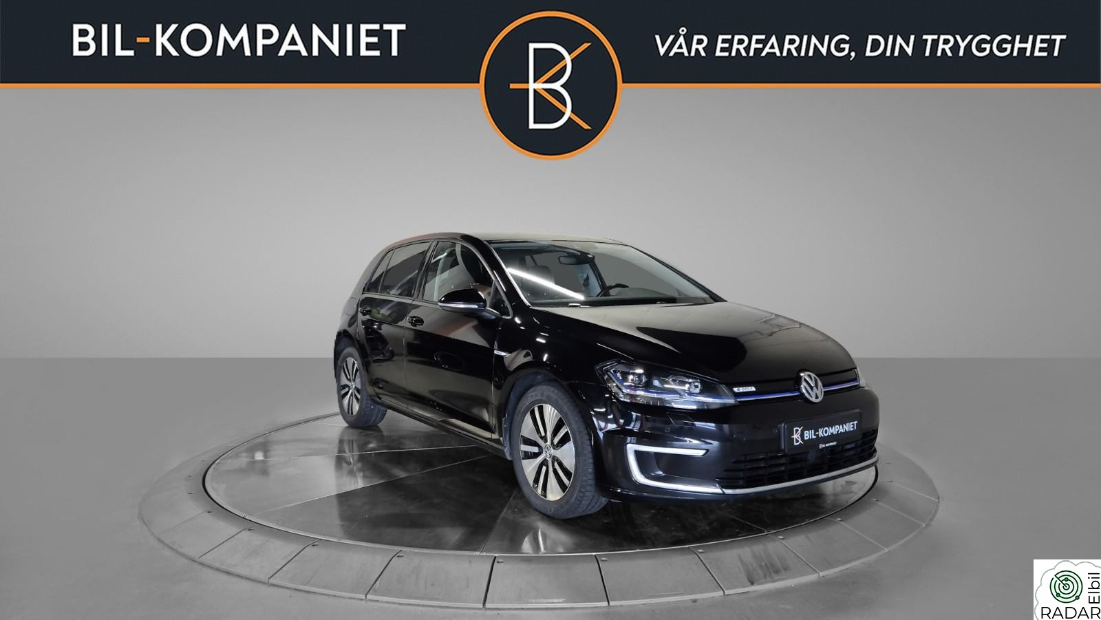 VOLKSWAGEN GOLF 300KM | Skinn | ACC | Virtual cockpit | R-Kamera | mm.