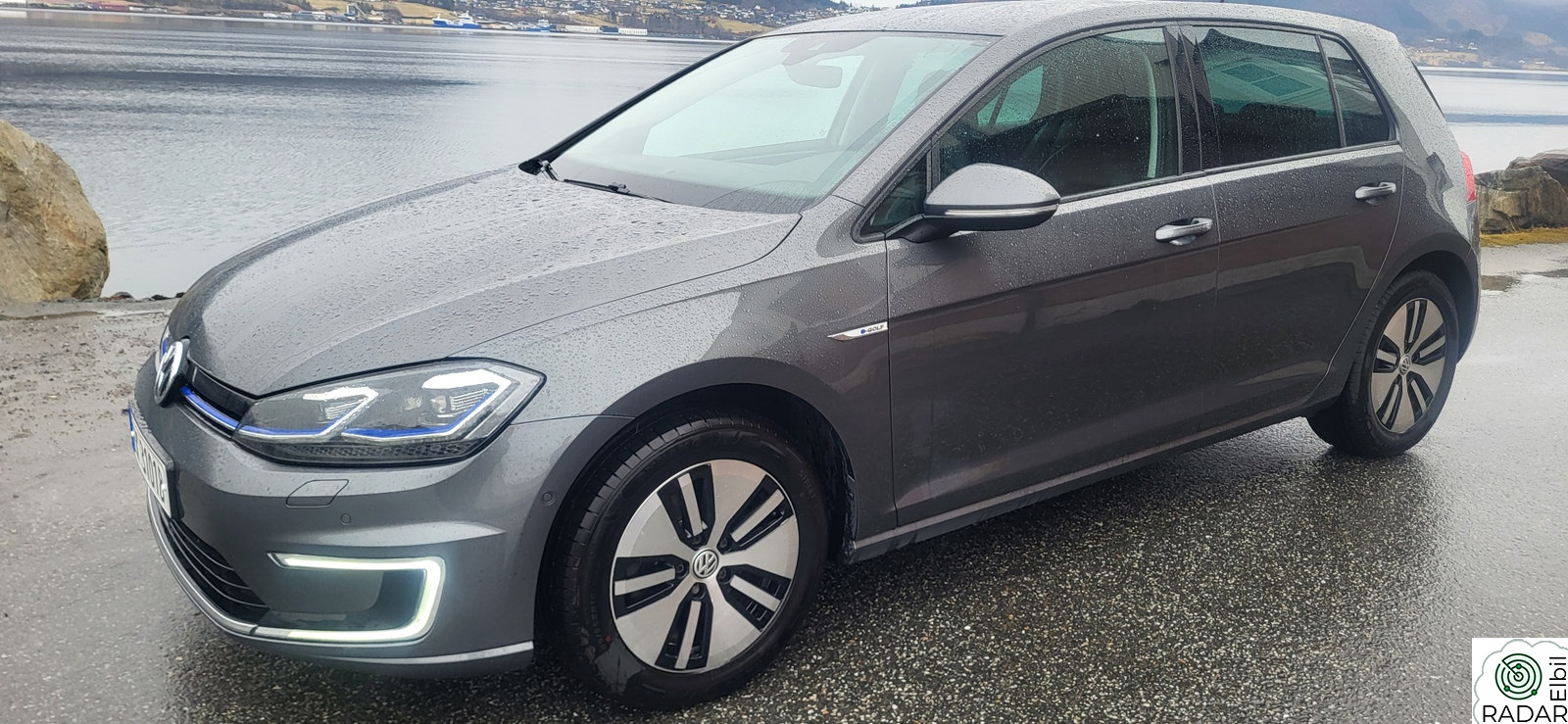 VOLKSWAGEN GOLF E-Golf Comfort 100 E1F