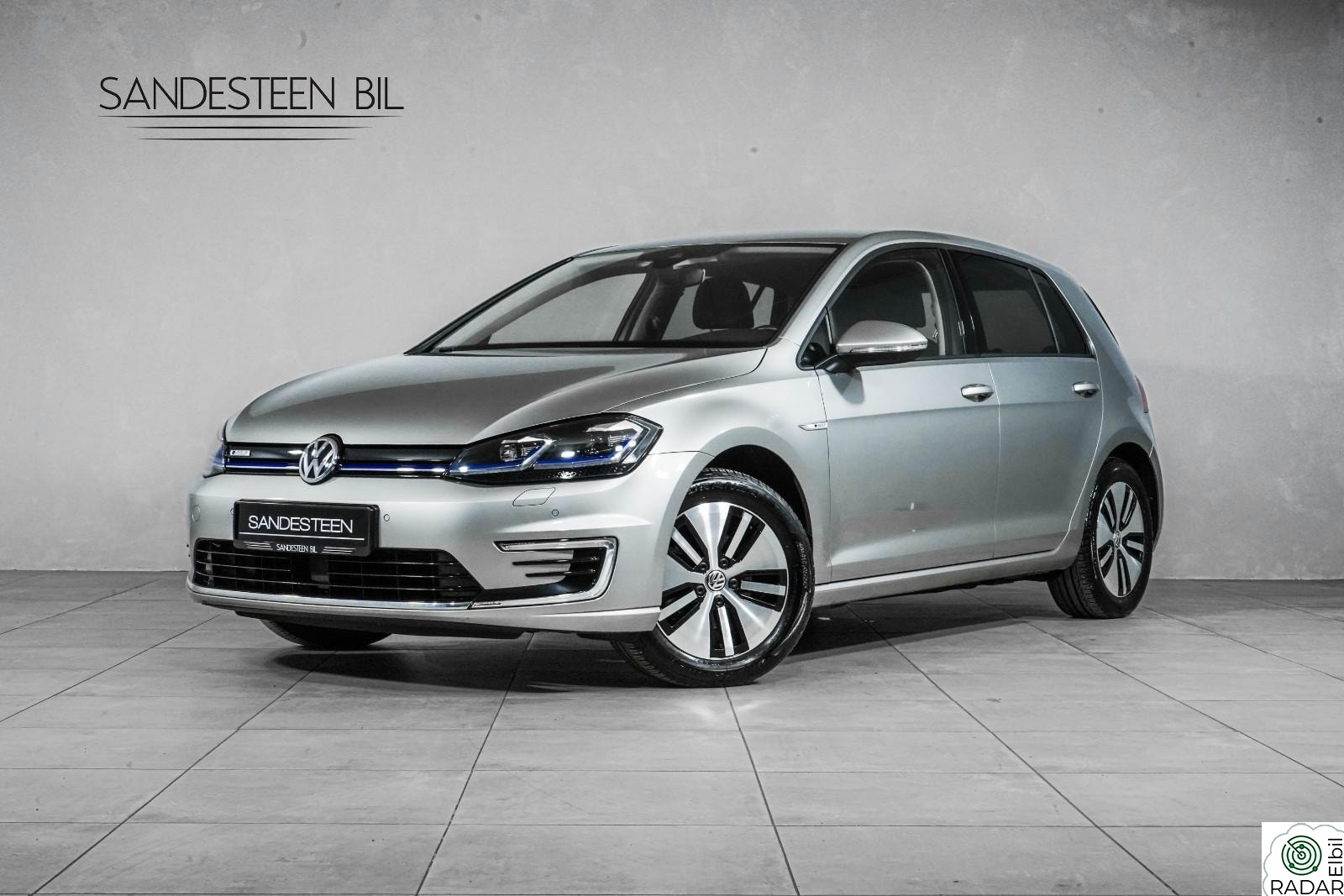 VOLKSWAGEN GOLF 300KM/RYGGEKAMERA//VARMEPUMPE/NAVI