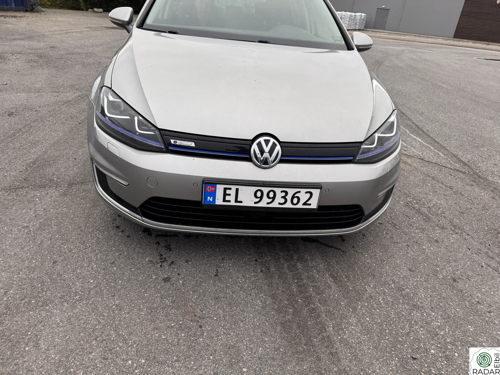 VOLKSWAGEN GOLF Exclusive