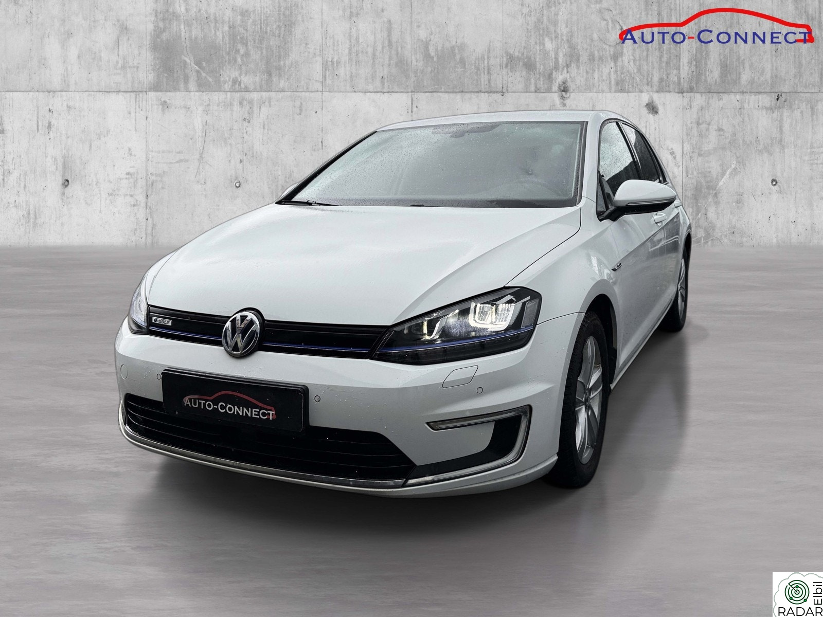 VOLKSWAGEN GOLF E- Golf NORSK+ VARMEPUMPE+ ACC+ RYGGEKAMERA++