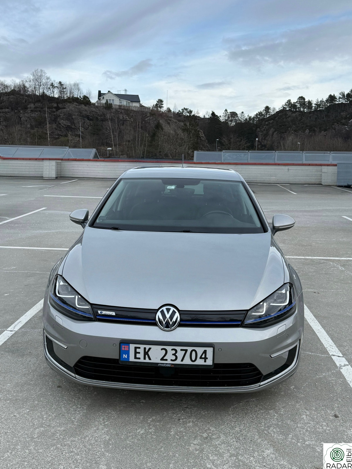 VOLKSWAGEN GOLF Exclusive