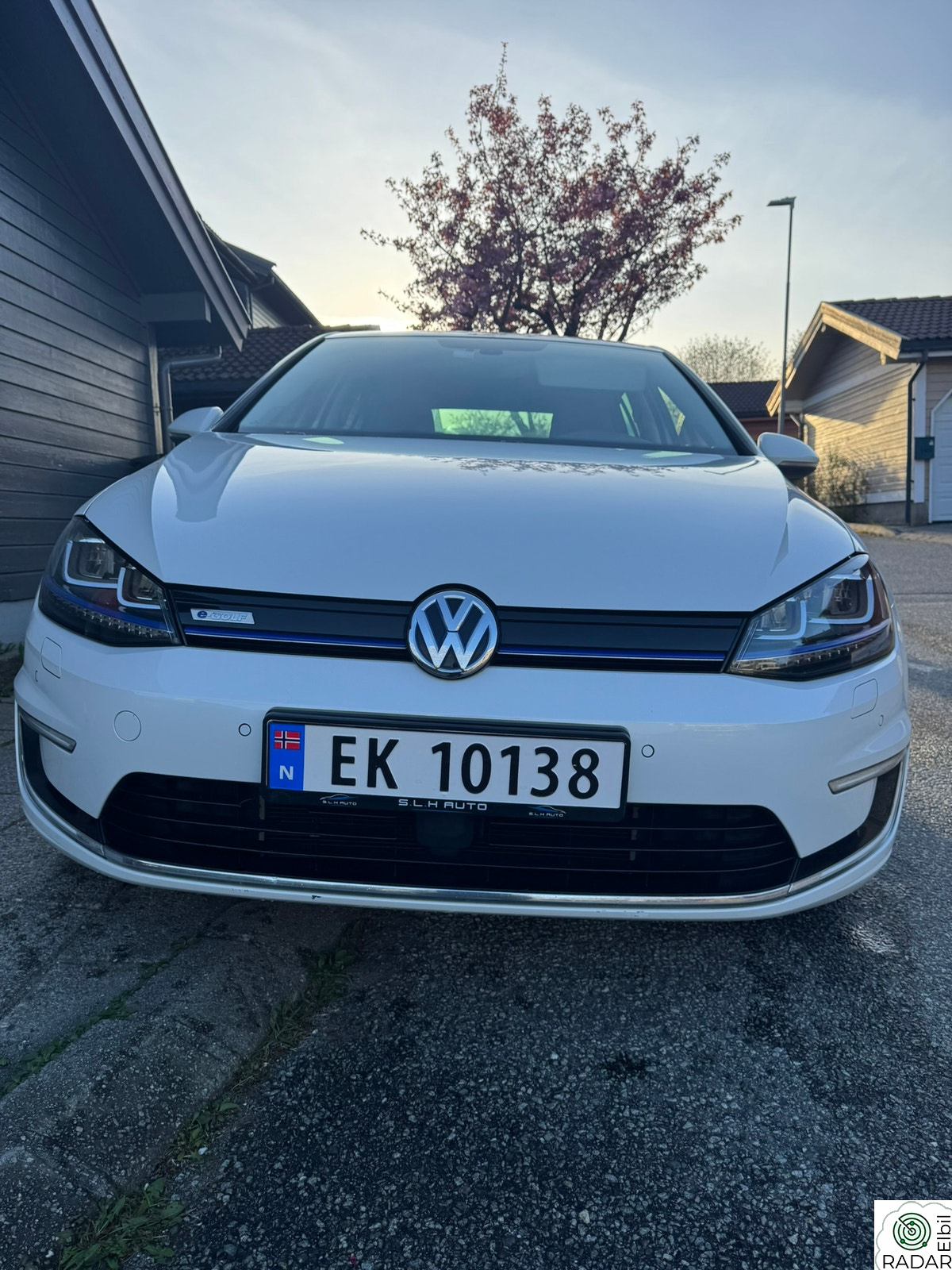 VOLKSWAGEN GOLF Exclusive