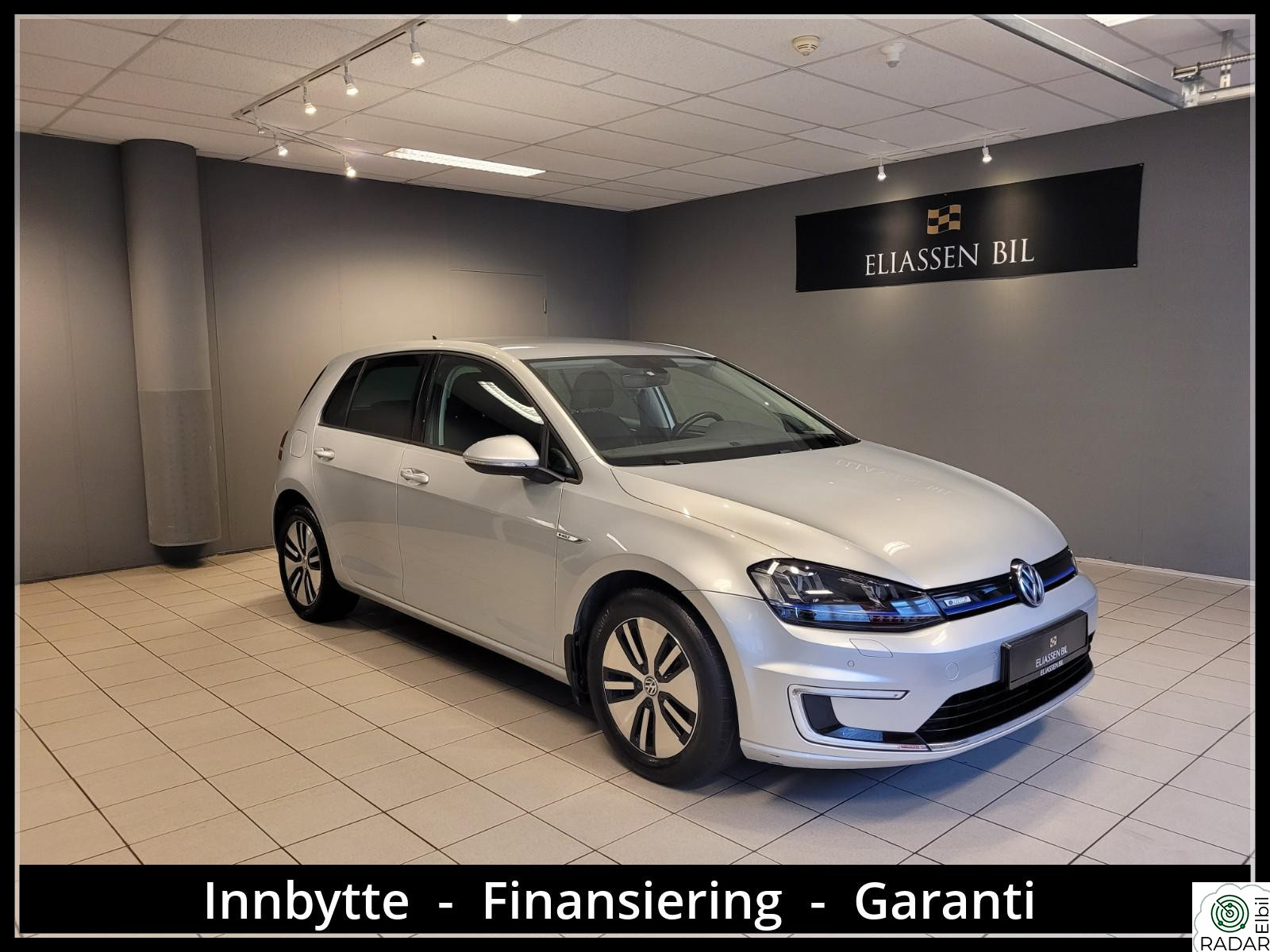 VOLKSWAGEN GOLF 116Hk 190Km (WLTP) / Topp utstyrt ! Lav Km!