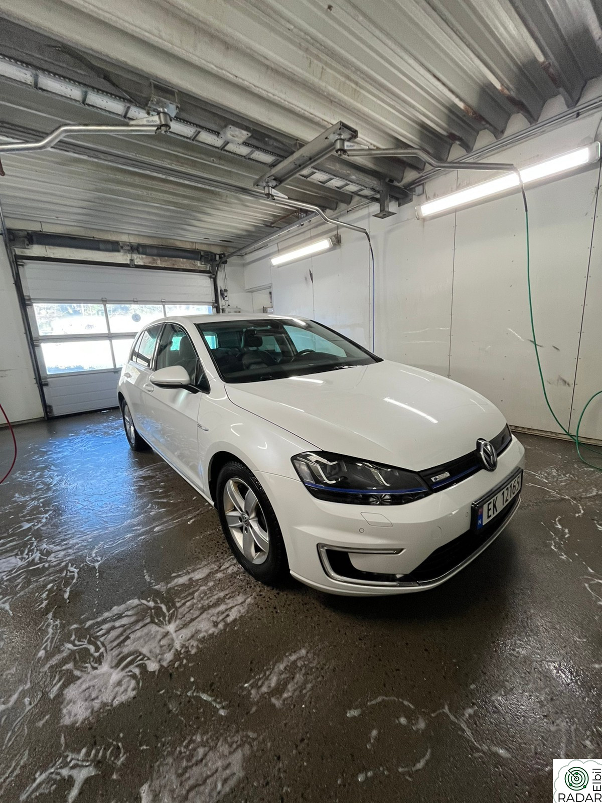 VOLKSWAGEN GOLF Exclusive