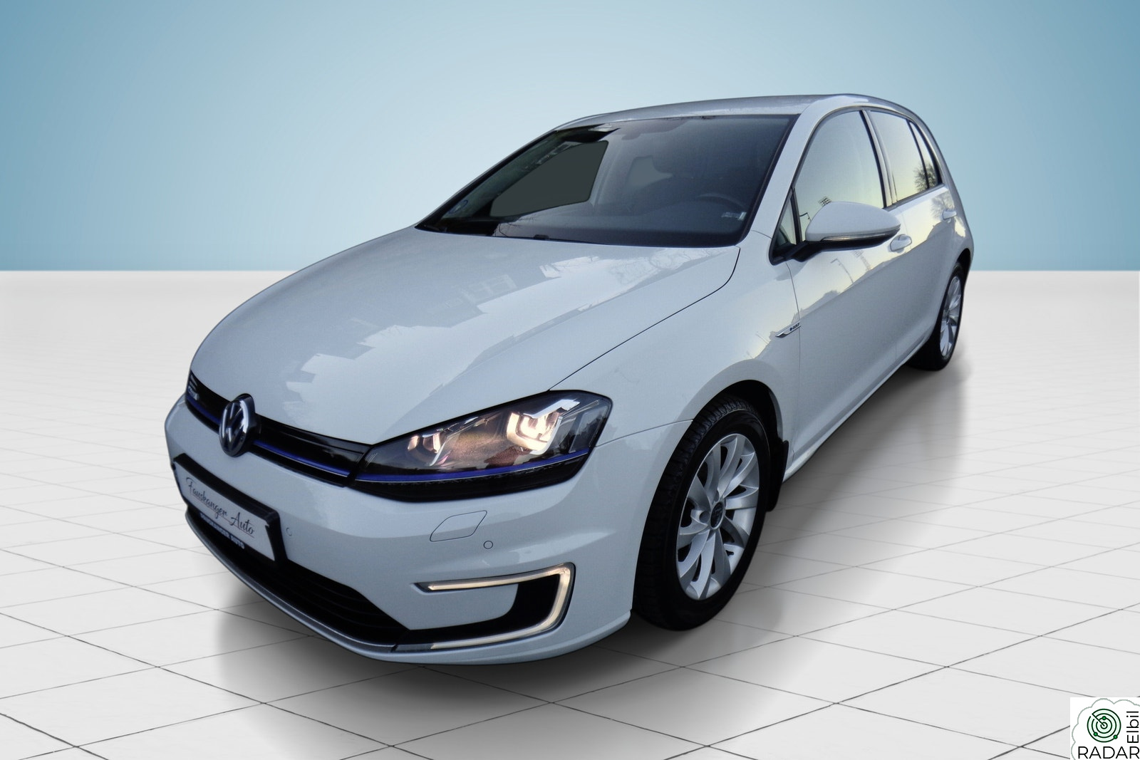 VOLKSWAGEN GOLF E-GOLF 85KW ACC NAVI RYGGEKAMERA DAB+ EU-OK OKT. 2027