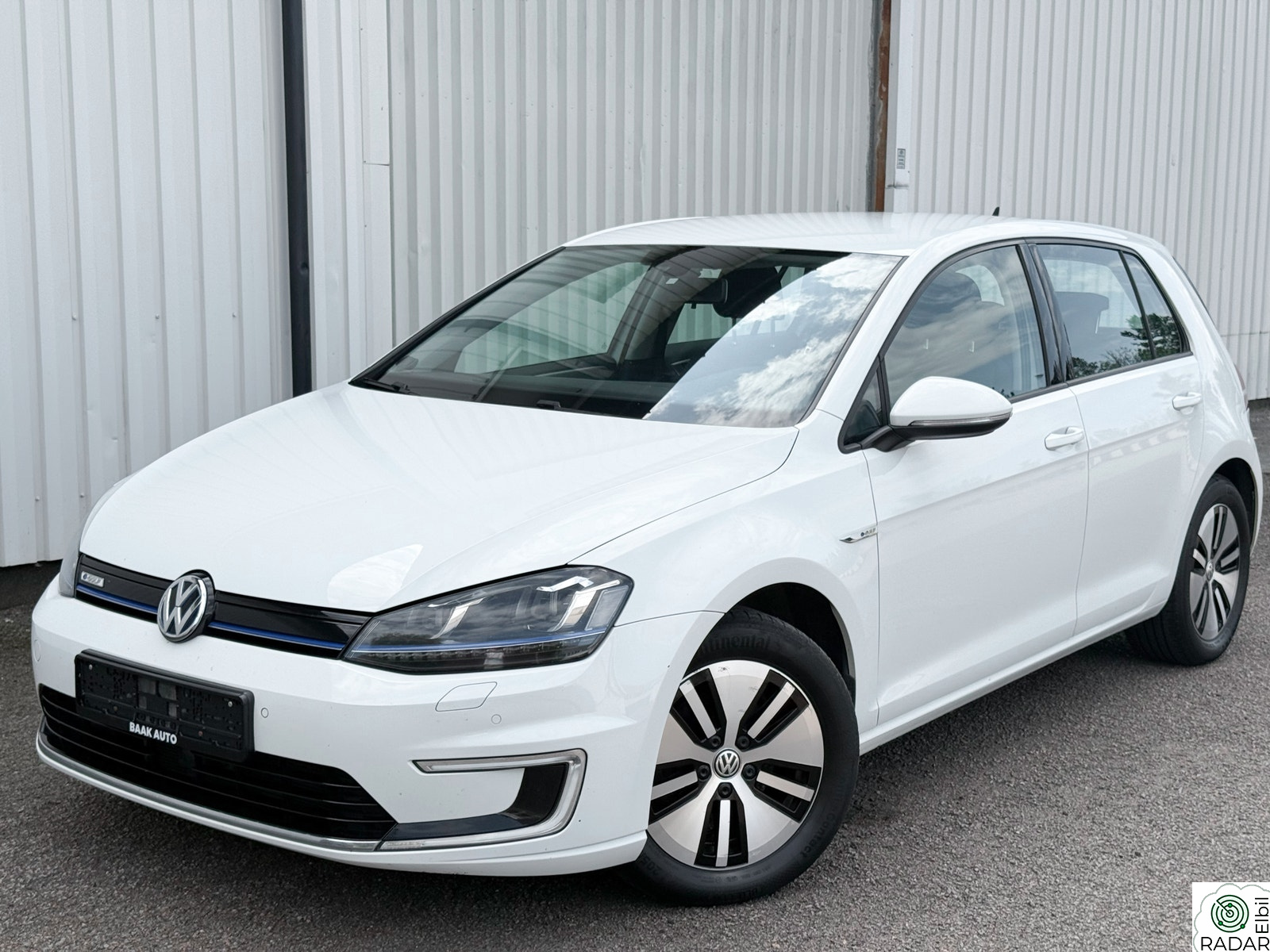 VOLKSWAGEN GOLF E-Golf BLUETOOTH+NAVI+DAB++