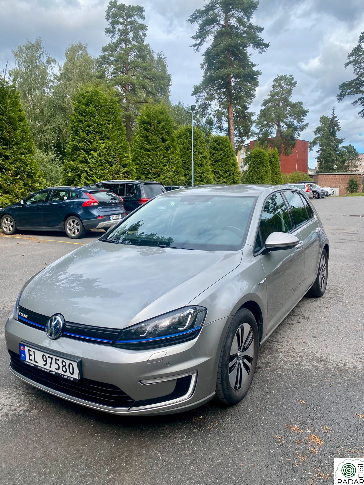 VOLKSWAGEN GOLF Exclusive