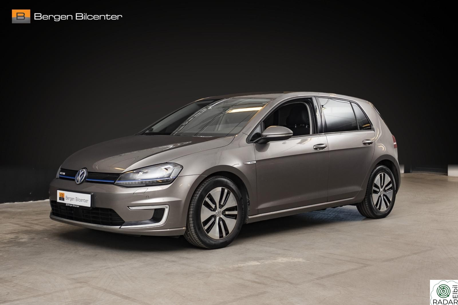 VOLKSWAGEN GOLF Ny Service Eu til 28 Ryggekamera Dab Skinnseter
