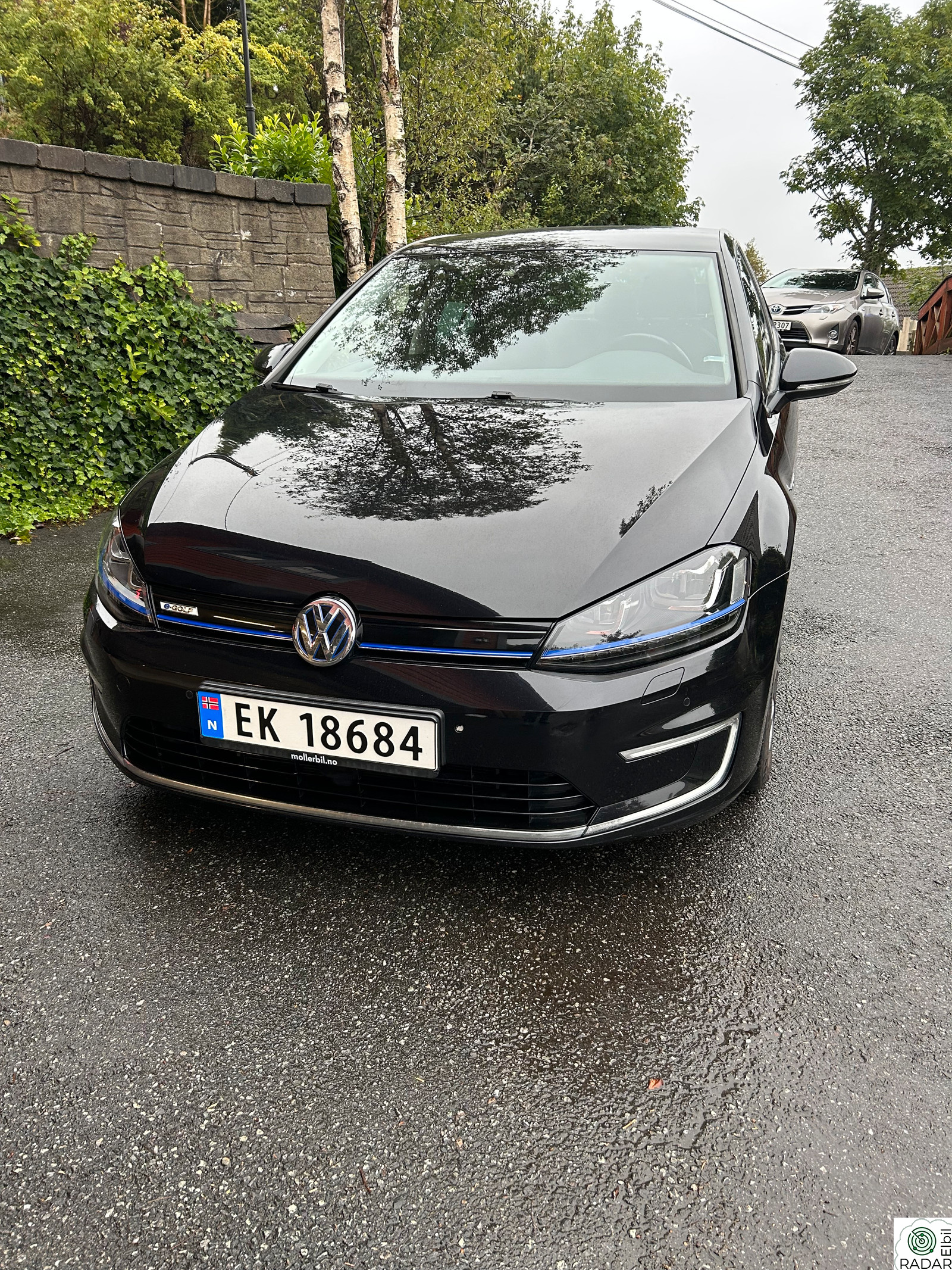 VOLKSWAGEN GOLF Exlusive