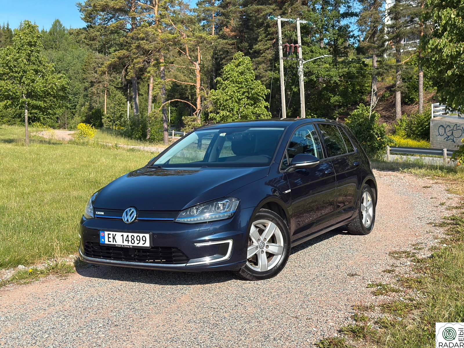 VOLKSWAGEN GOLF LAV KM - RETT FRA SERVICE - GODT UTSTYRT