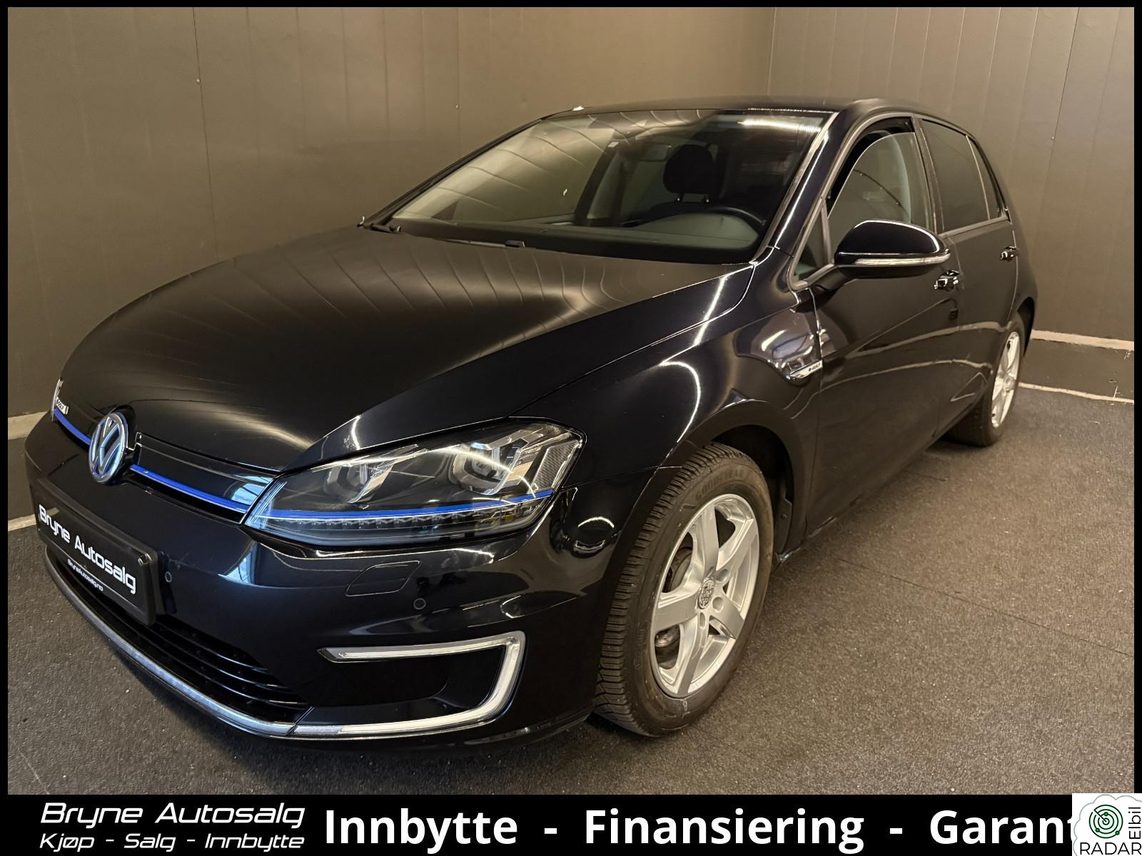 VOLKSWAGEN GOLF ELEKTRISK NAVI/TELEFON/SENSORER/ACC+++